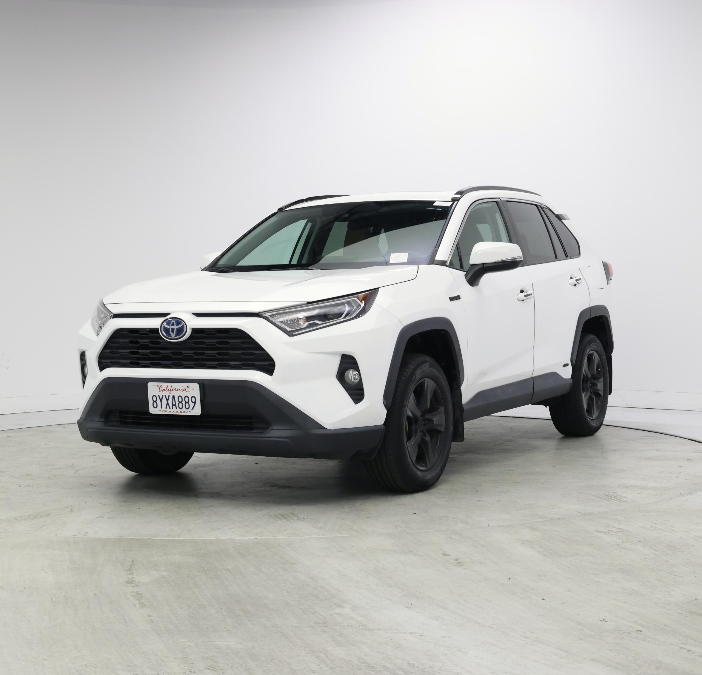 Thumbnail: 2021 Toyota RAV4 - 4