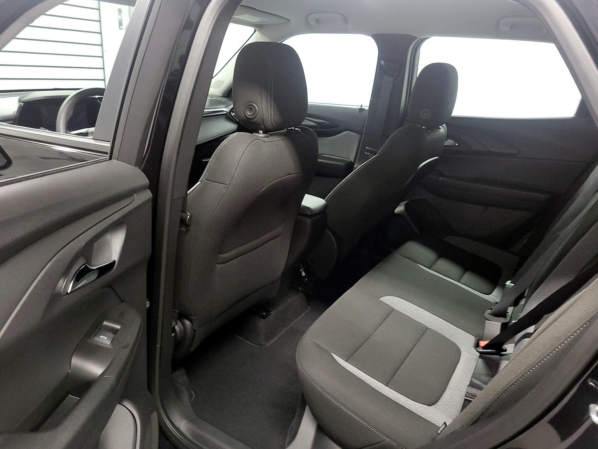 Thumbnail: 2025 Chevrolet TrailBlazer - 19
