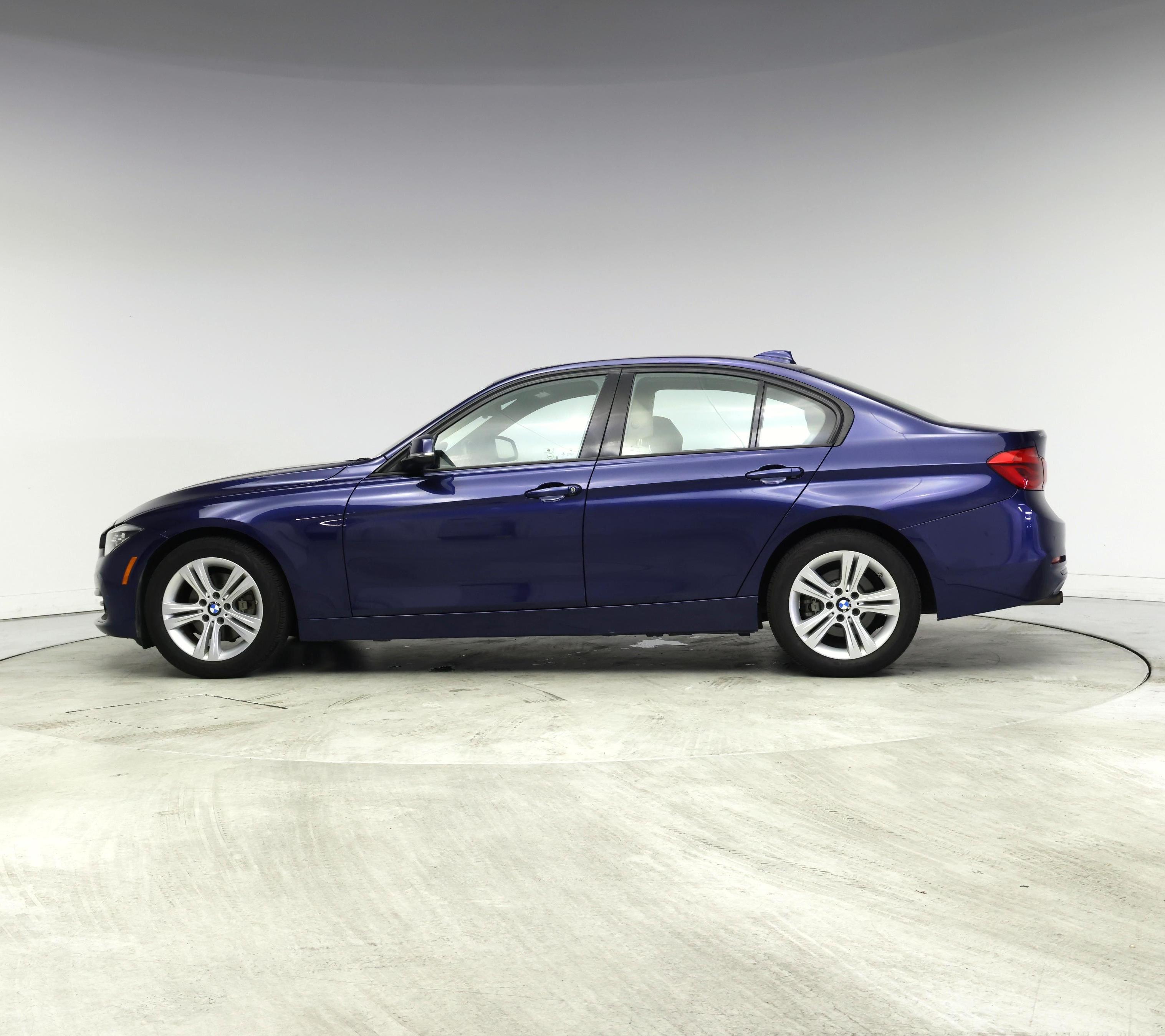 Thumbnail: 2016 BMW 3 Series - 3