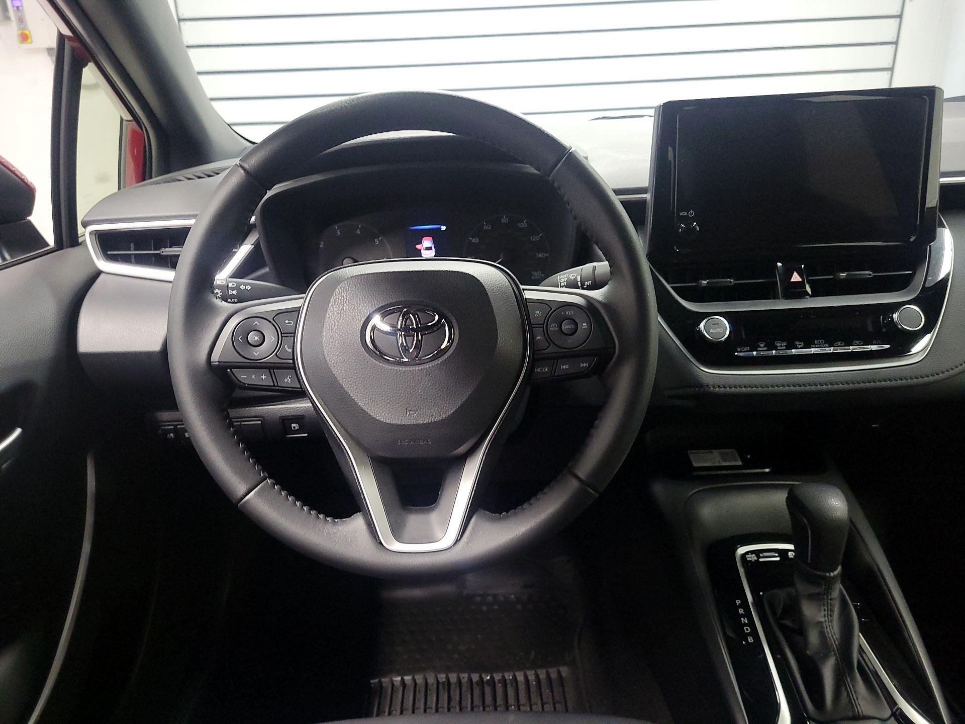 Thumbnail: 2025 Toyota Corolla - 10