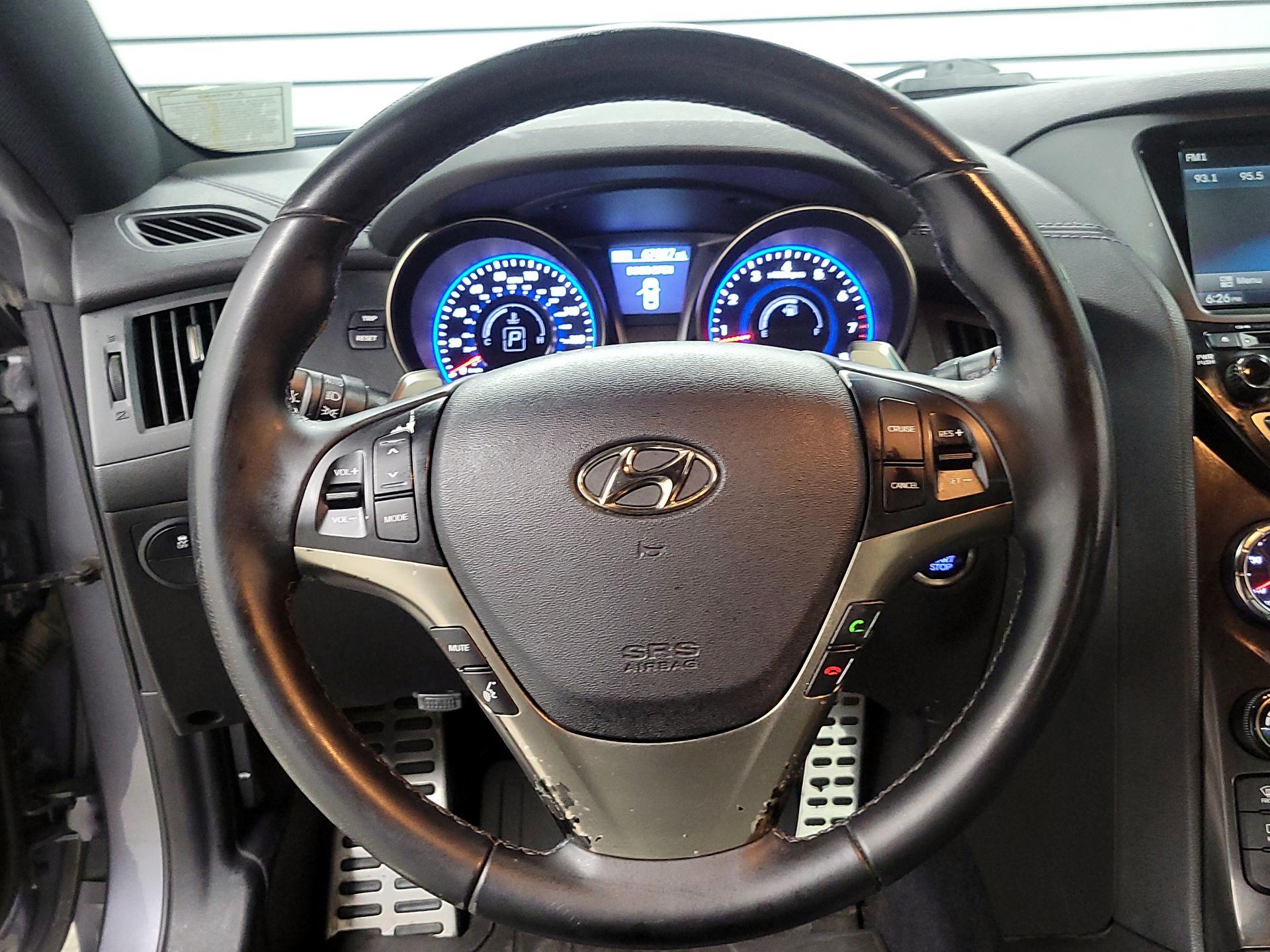 Thumbnail: 2015 Hyundai Genesis - 10