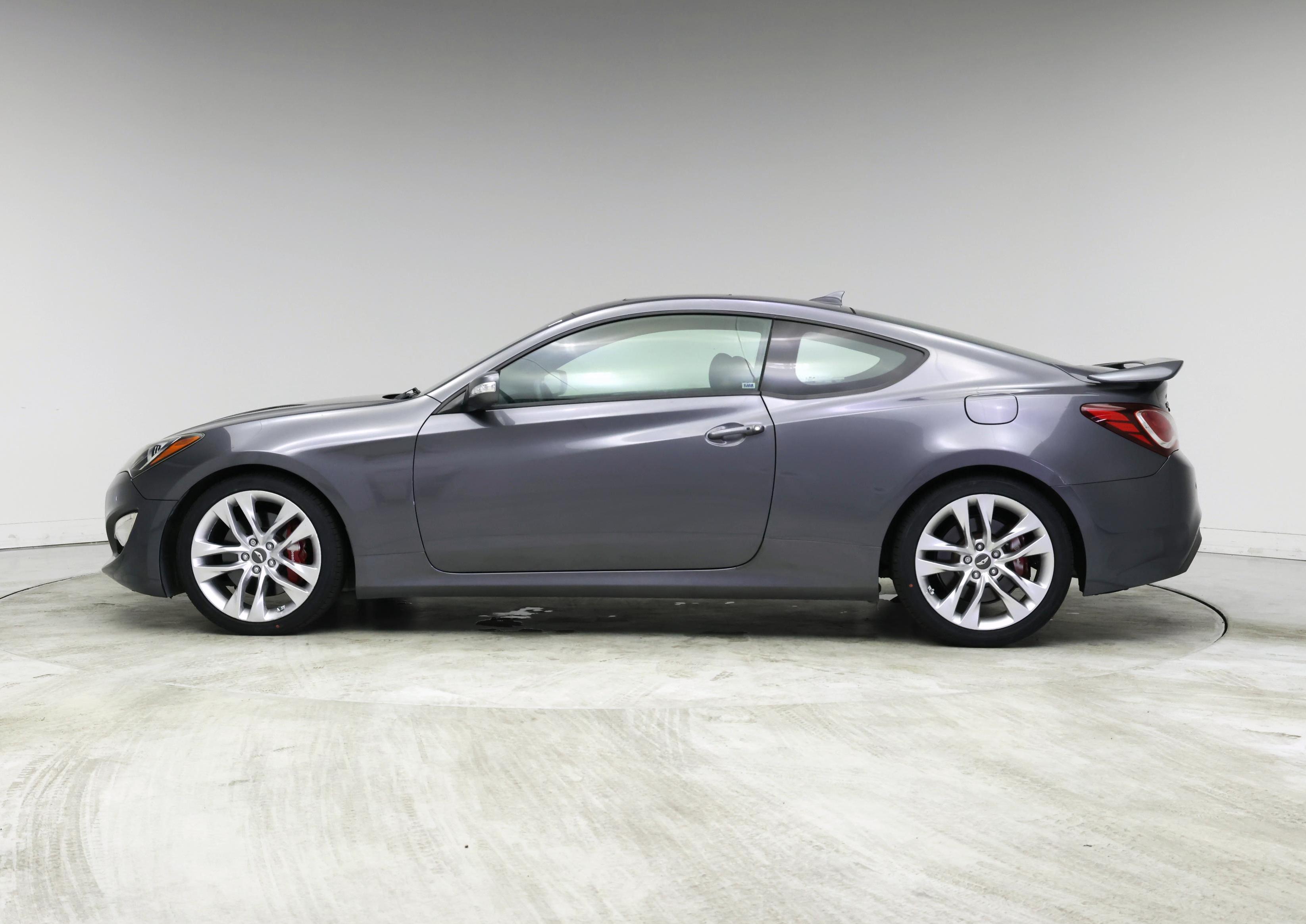 Thumbnail: 2015 Hyundai Genesis - 3