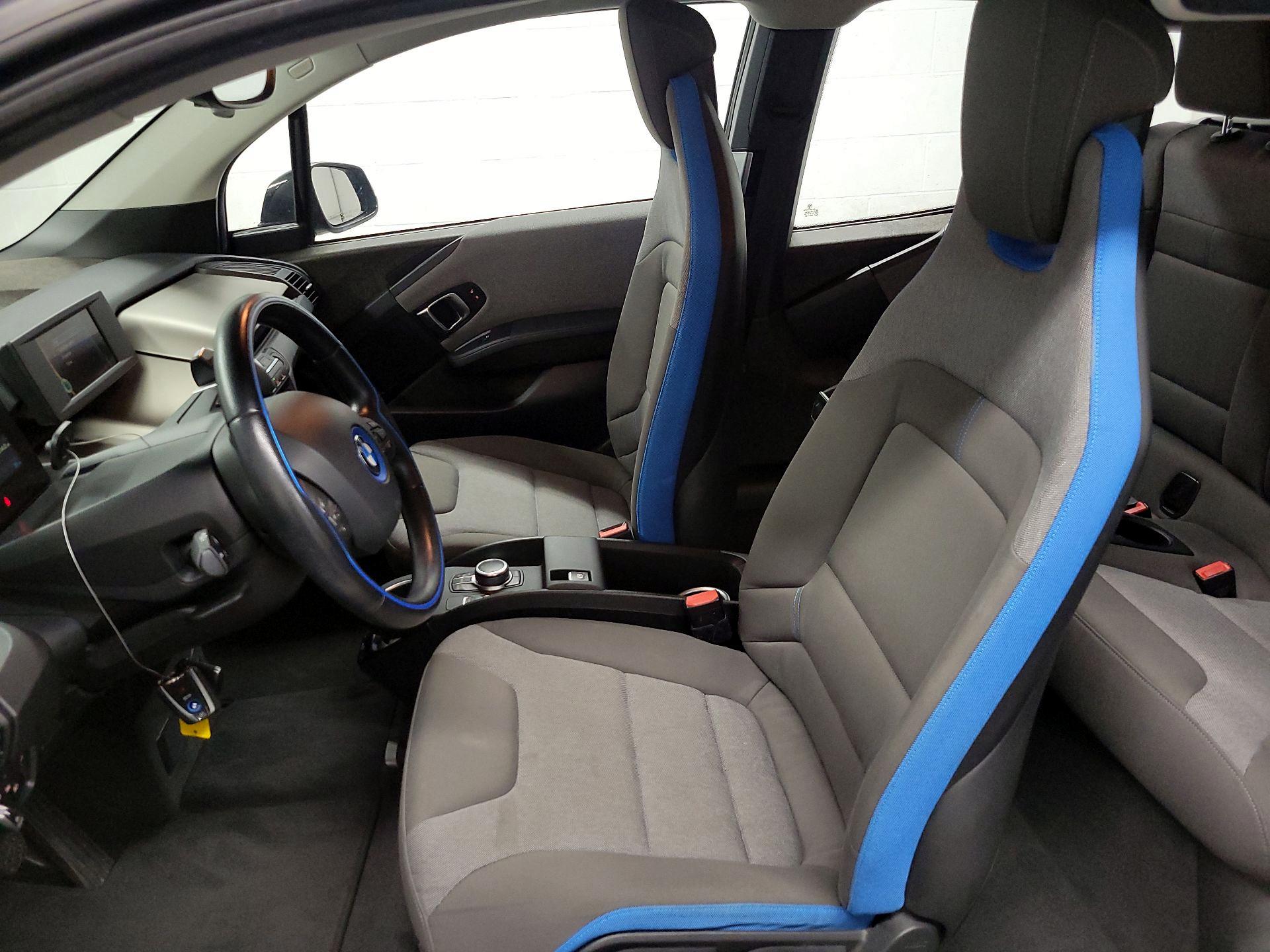 Thumbnail: 2018 BMW i3 - 11