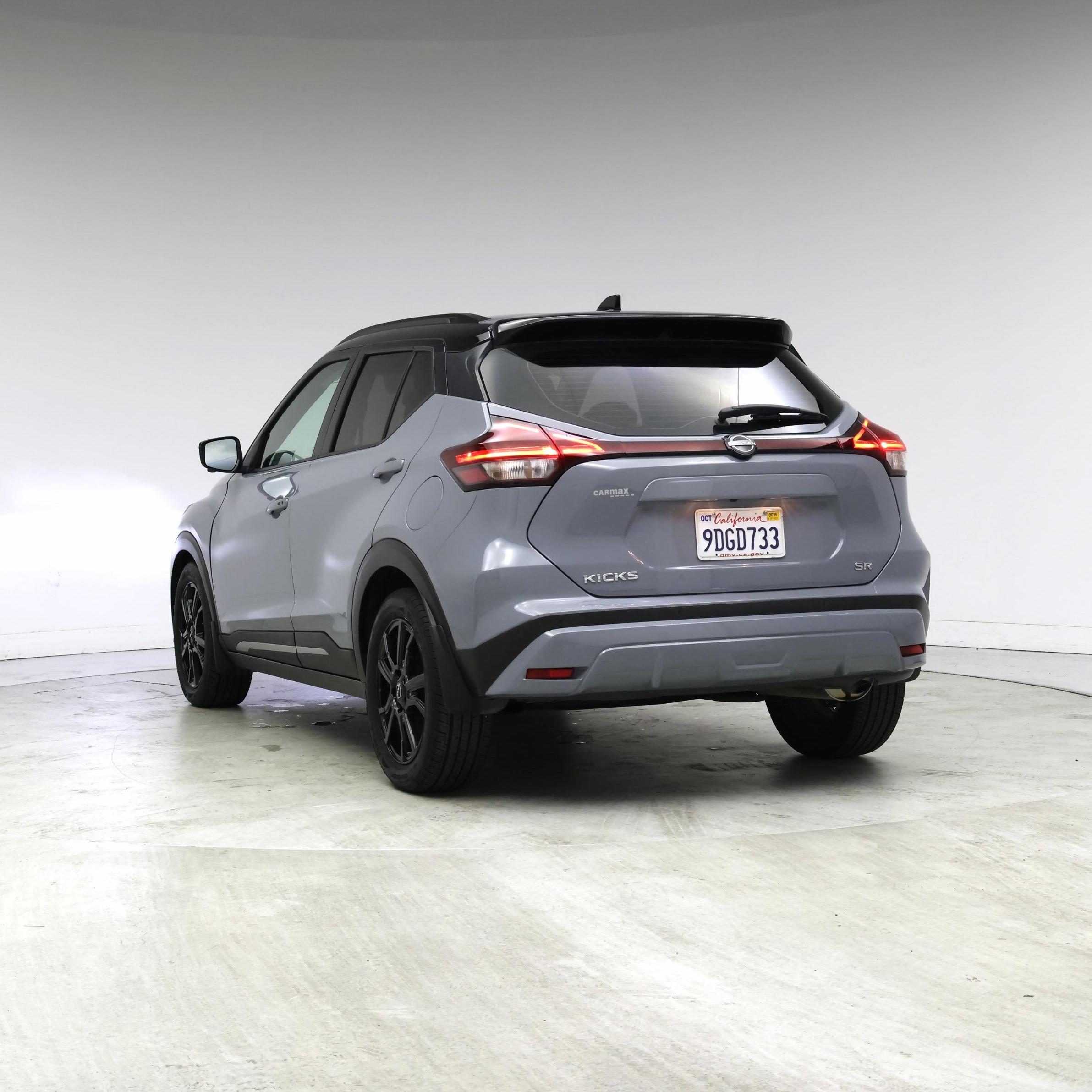 Thumbnail: 2023 Nissan Kicks - 2
