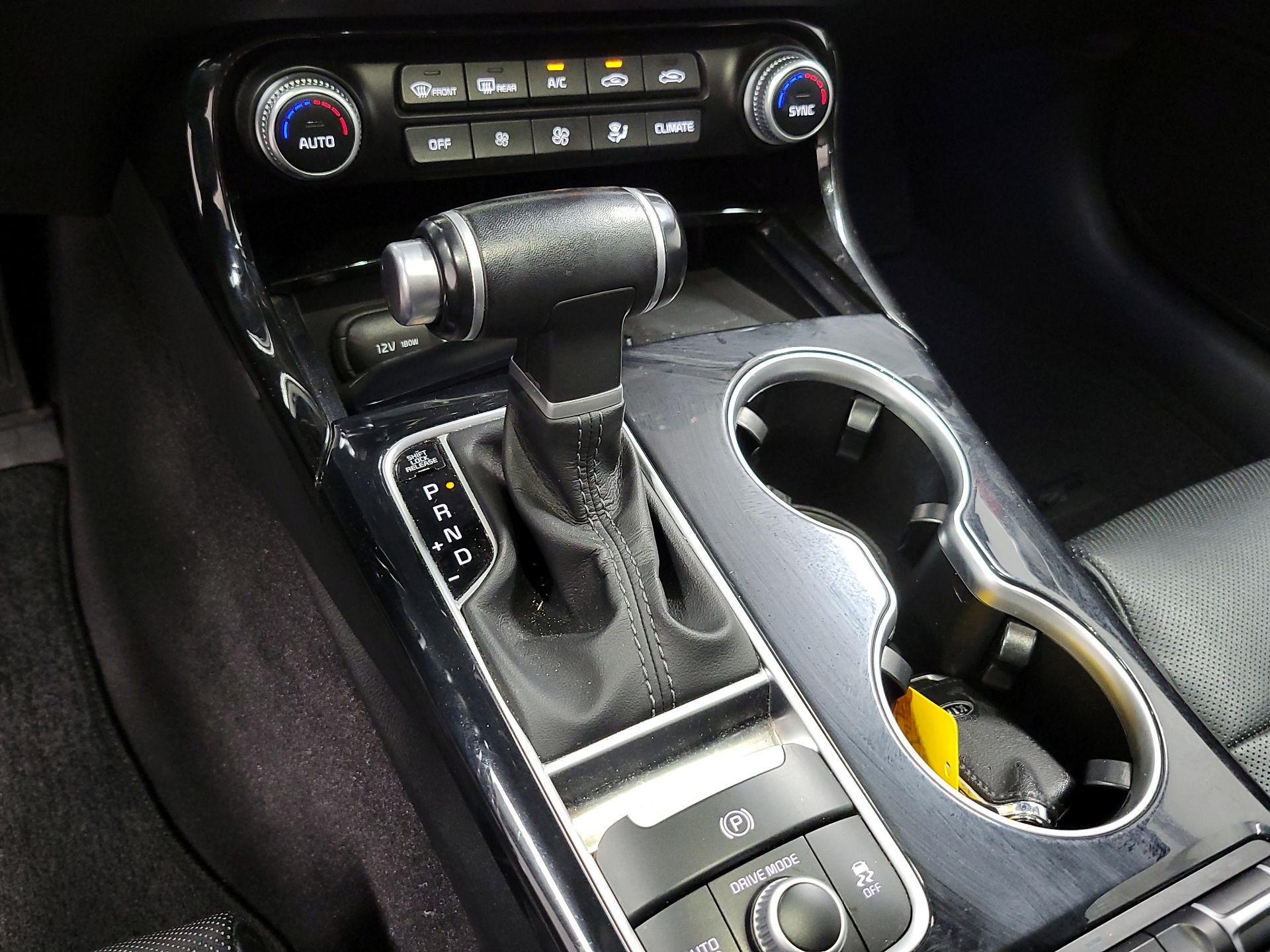 Thumbnail: 2019 Kia Stinger - 17
