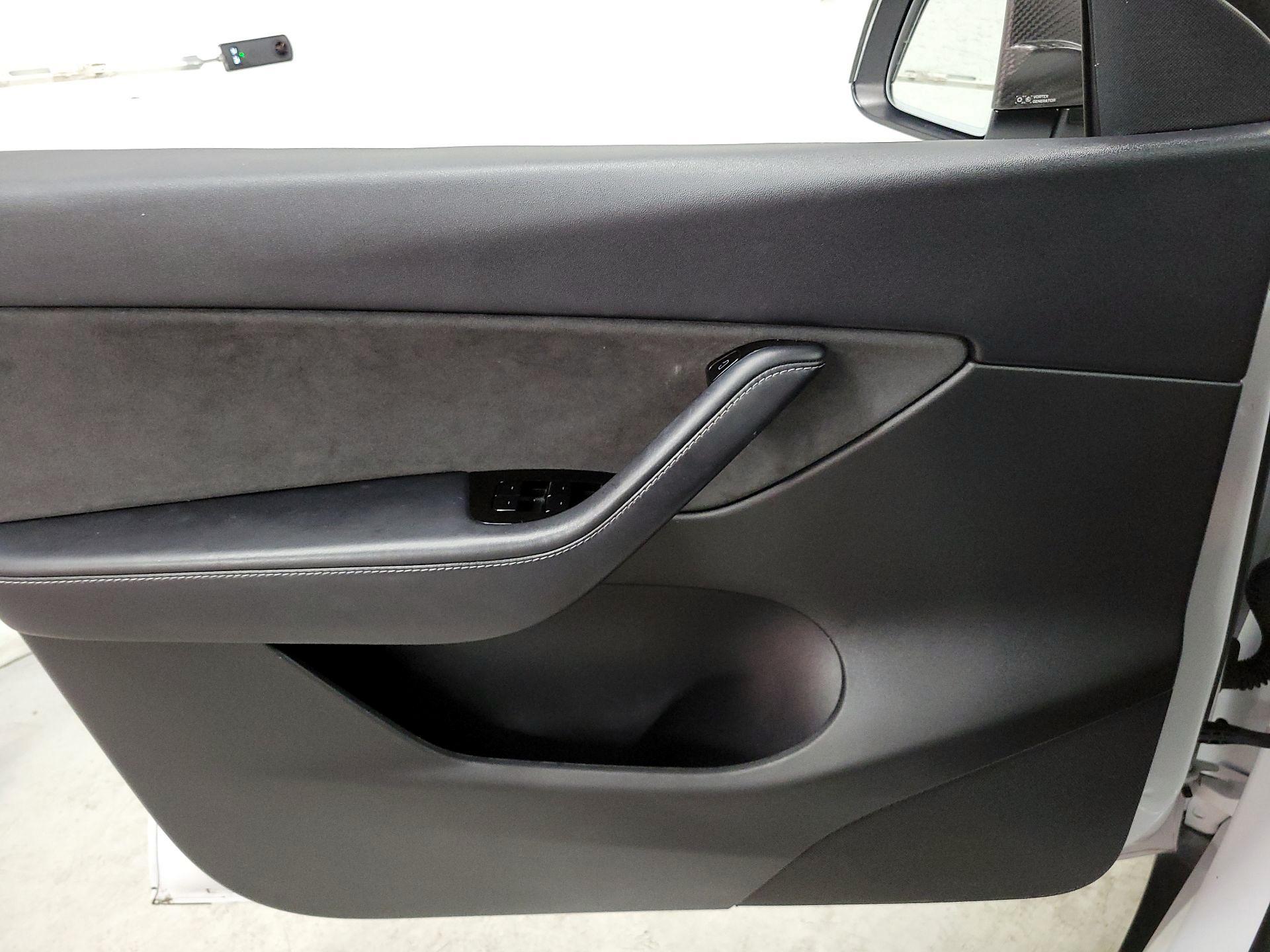 Thumbnail: 2021 Tesla Model Y - 12