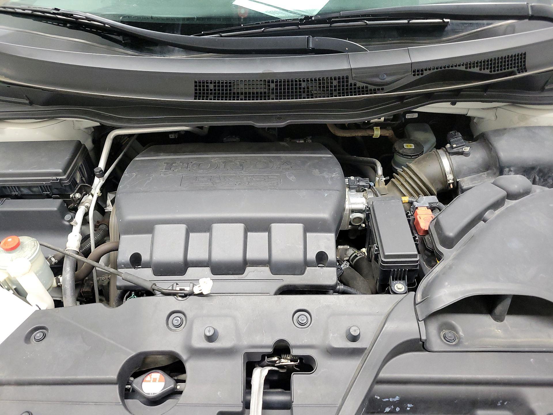 Thumbnail: 2015 Honda Odyssey - 19