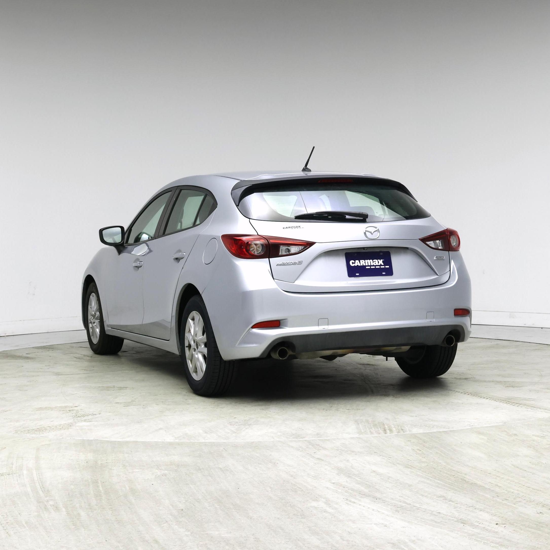 Thumbnail: 2018 Mazda Mazda3 - 2