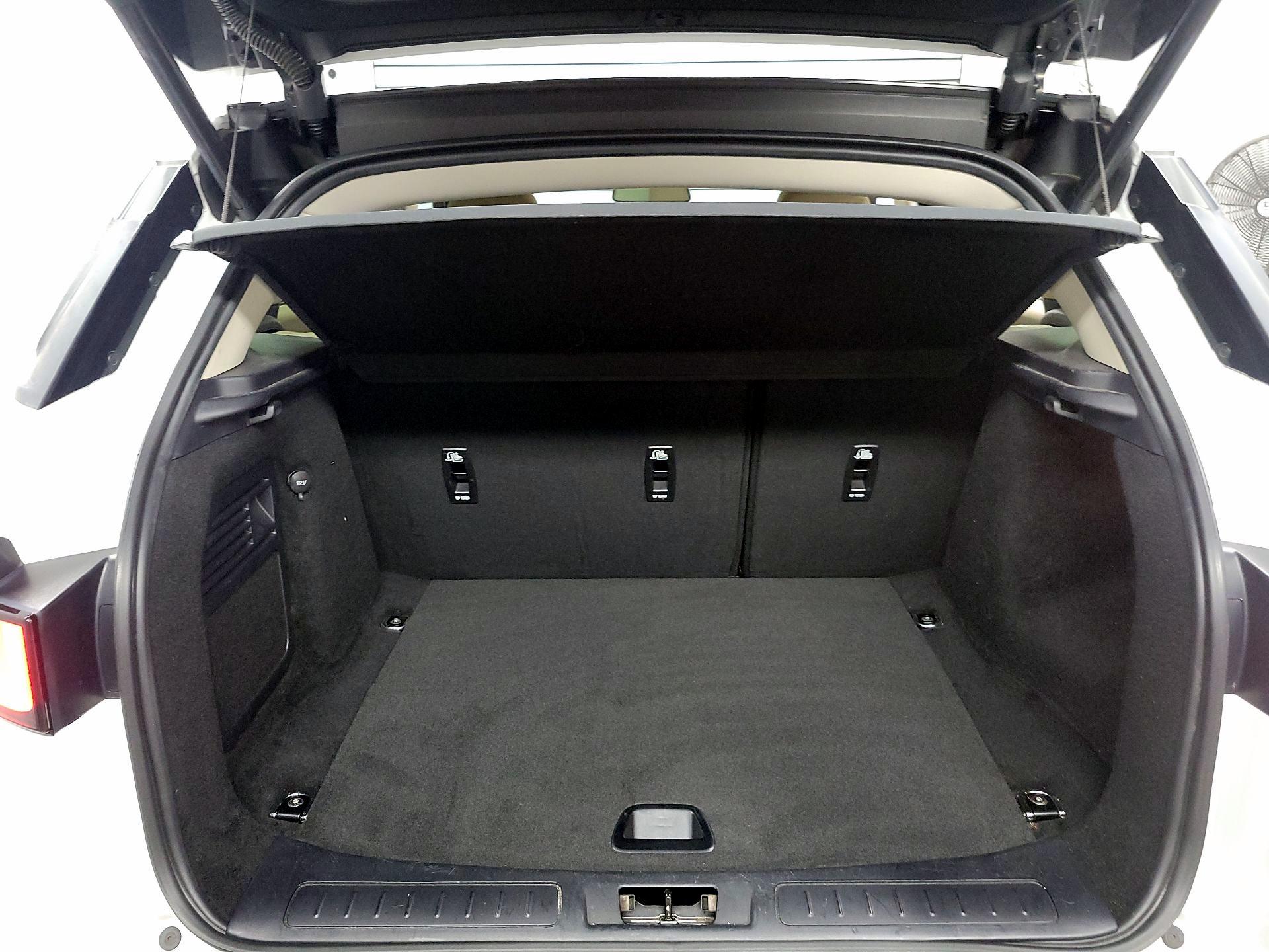 Thumbnail: 2016 Land Rover Range Rover Evoque - 18