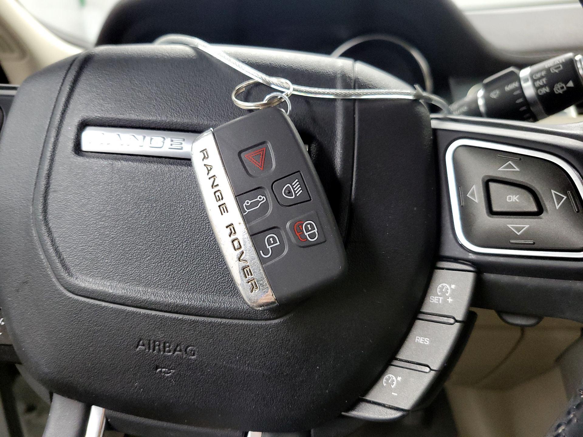 Thumbnail: 2016 Land Rover Range Rover Evoque - 20