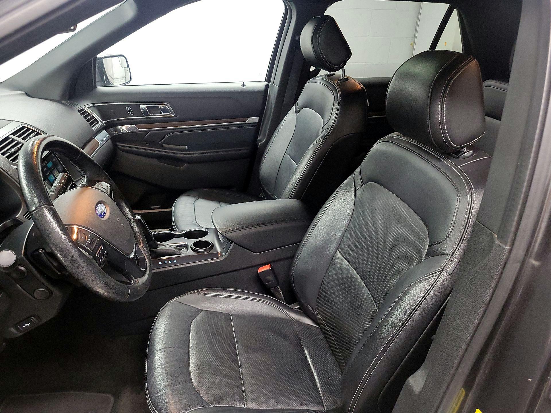 Thumbnail: 2017 Ford Explorer - 11