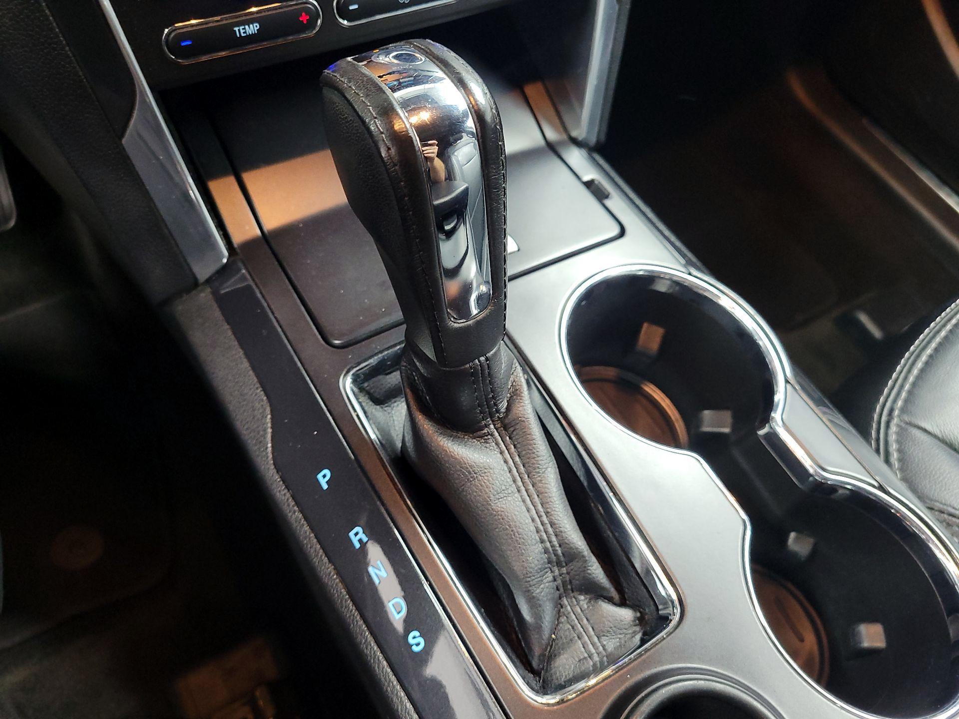 Thumbnail: 2017 Ford Explorer - 15