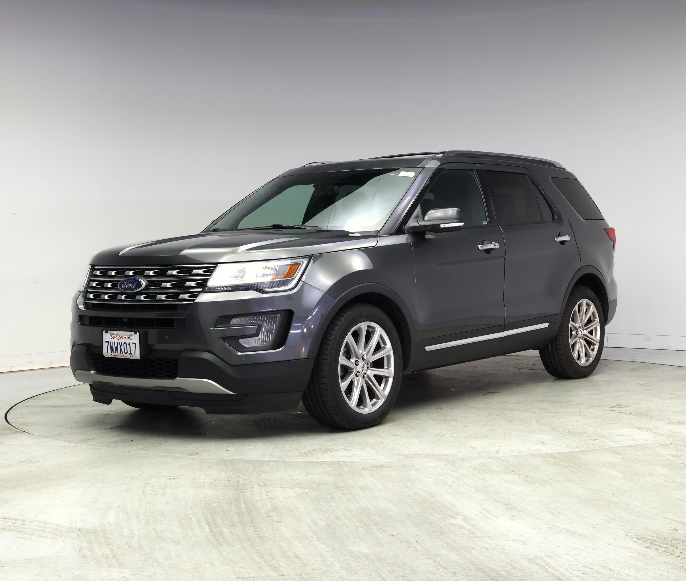Thumbnail: 2017 Ford Explorer - 4