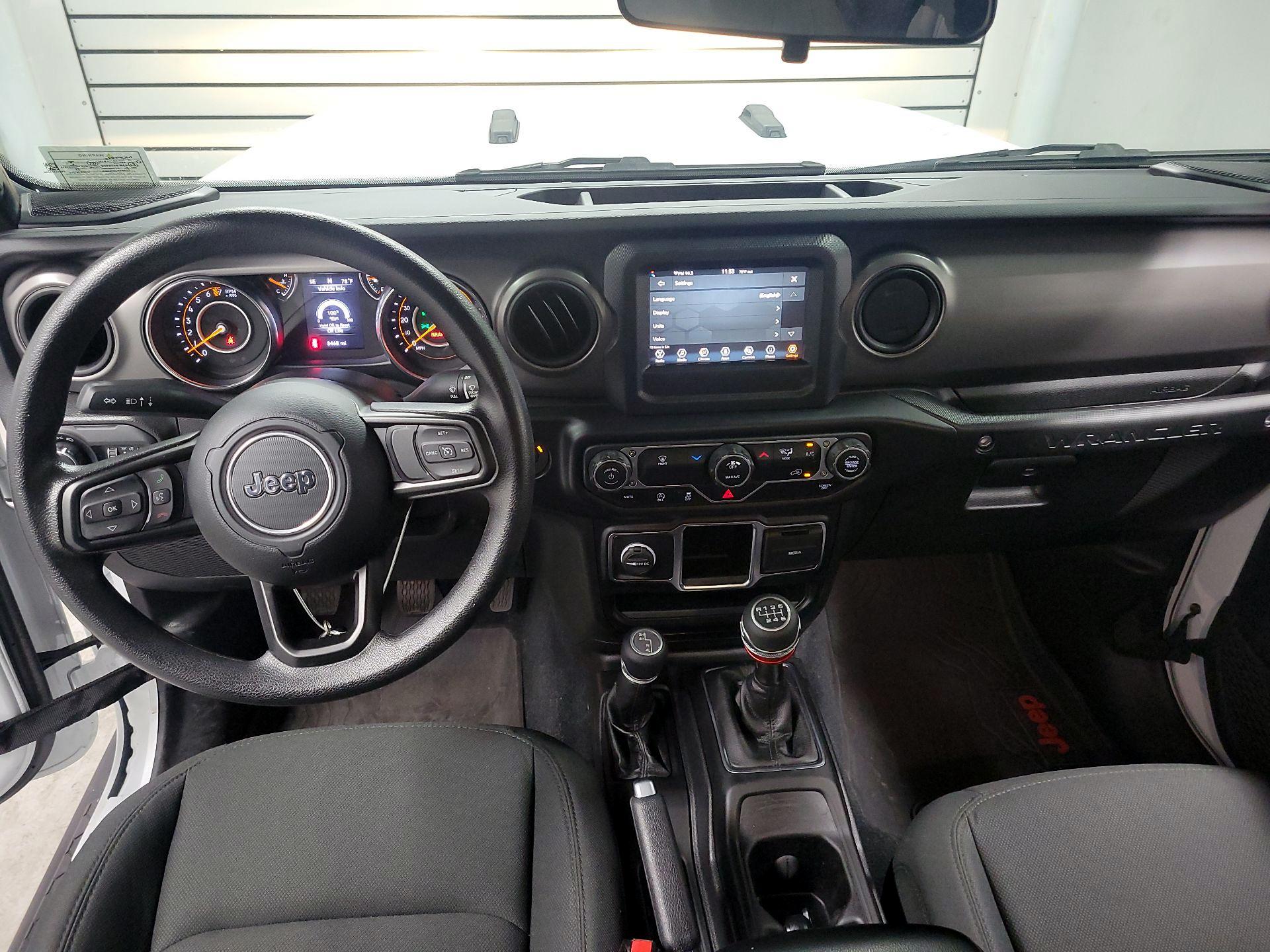 Thumbnail: 2022 Jeep Wrangler - 9