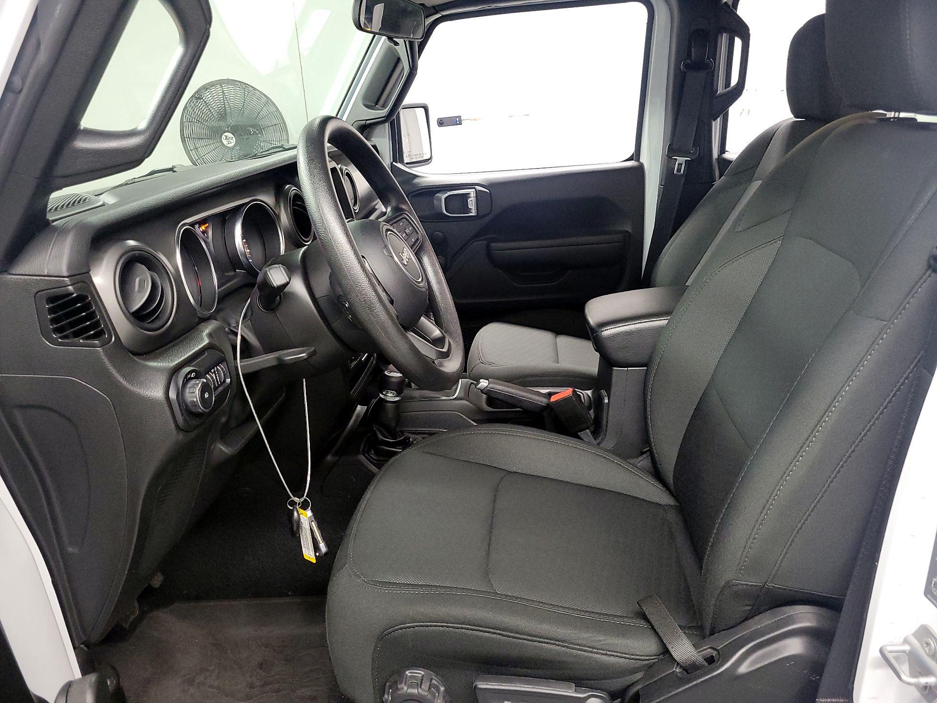 Thumbnail: 2022 Jeep Wrangler - 11