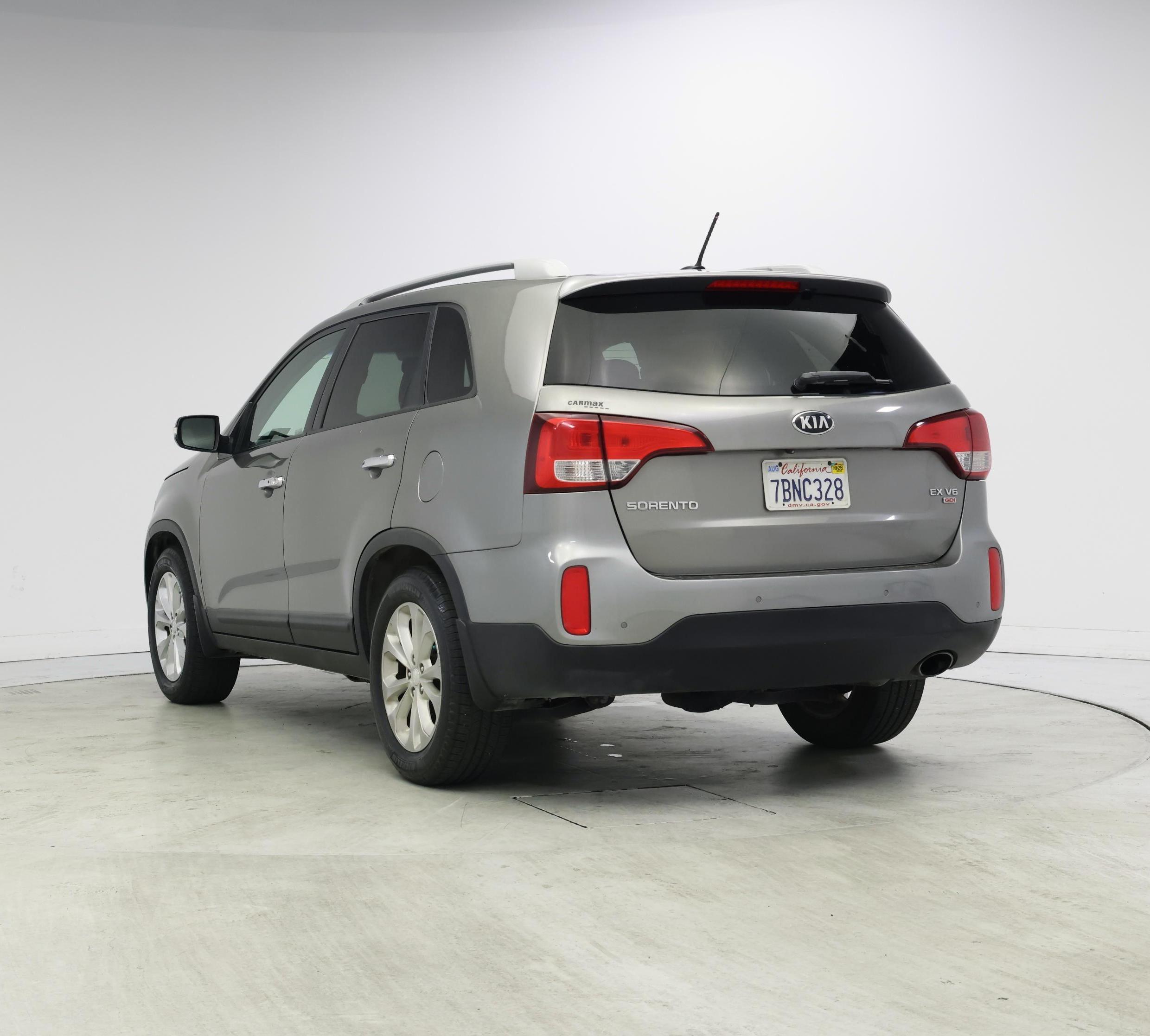 Thumbnail: 2014 Kia Sorento - 2