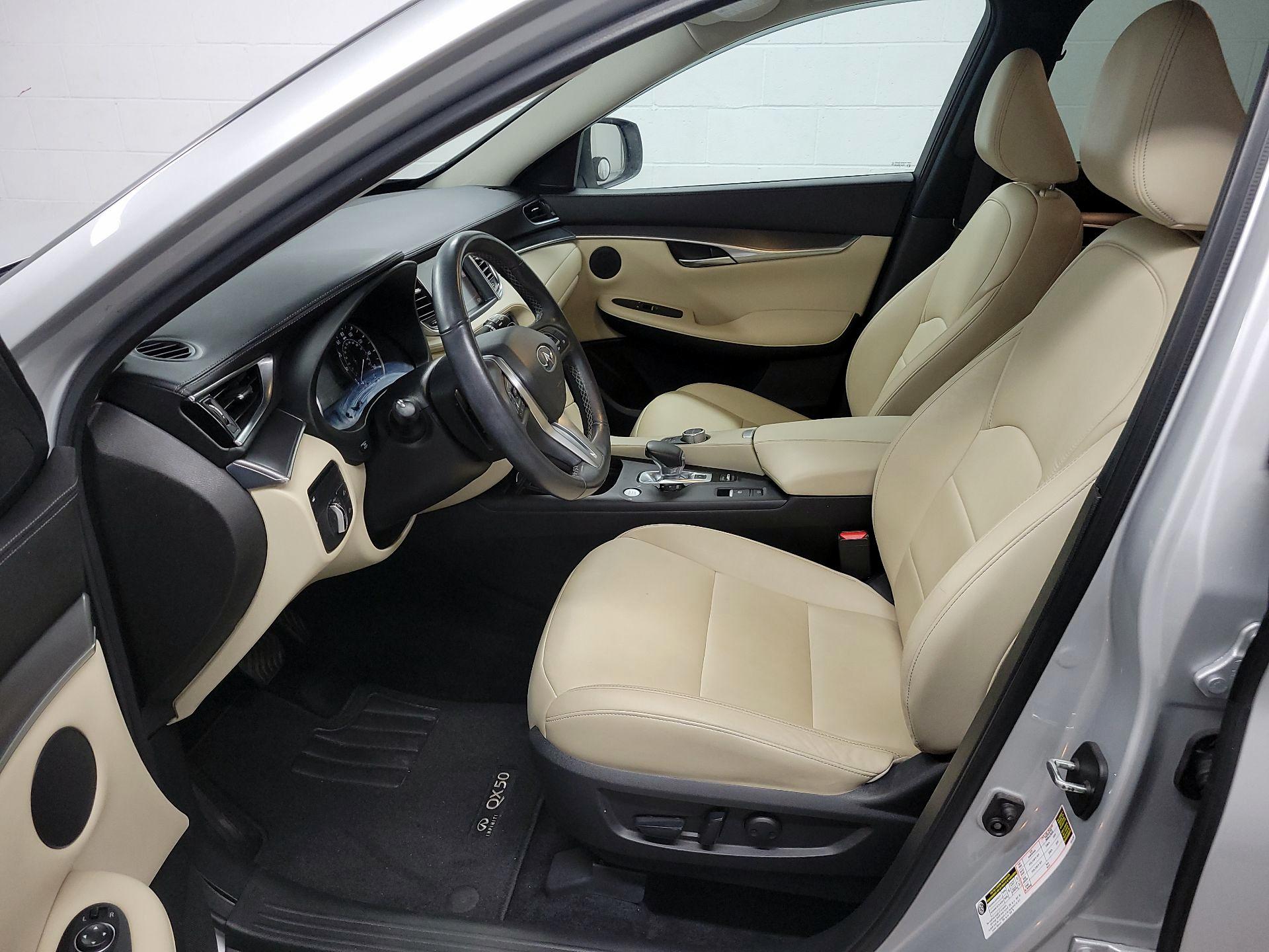 Thumbnail: 2019 INFINITI QX50 - 11