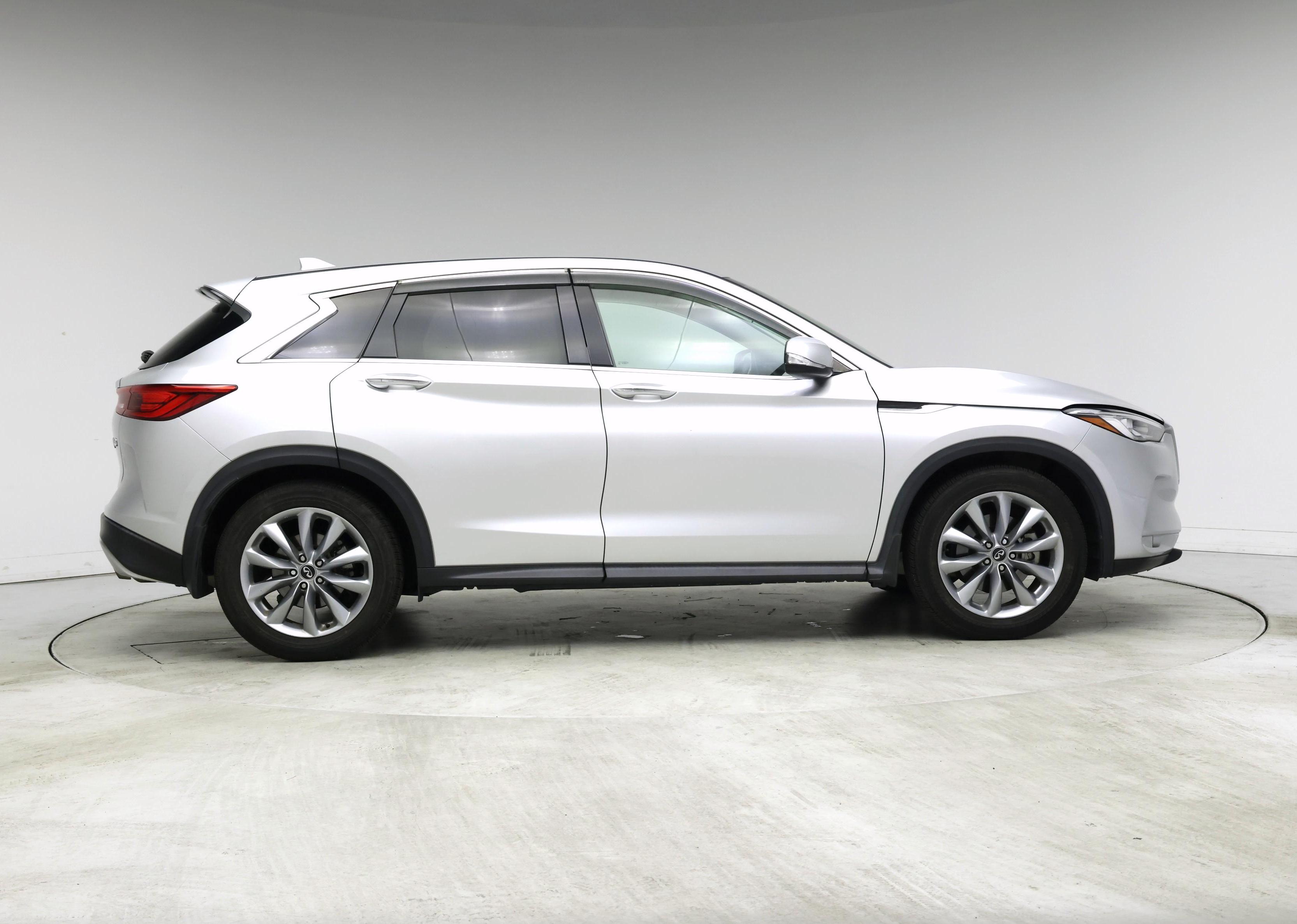 Thumbnail: 2019 INFINITI QX50 - 7