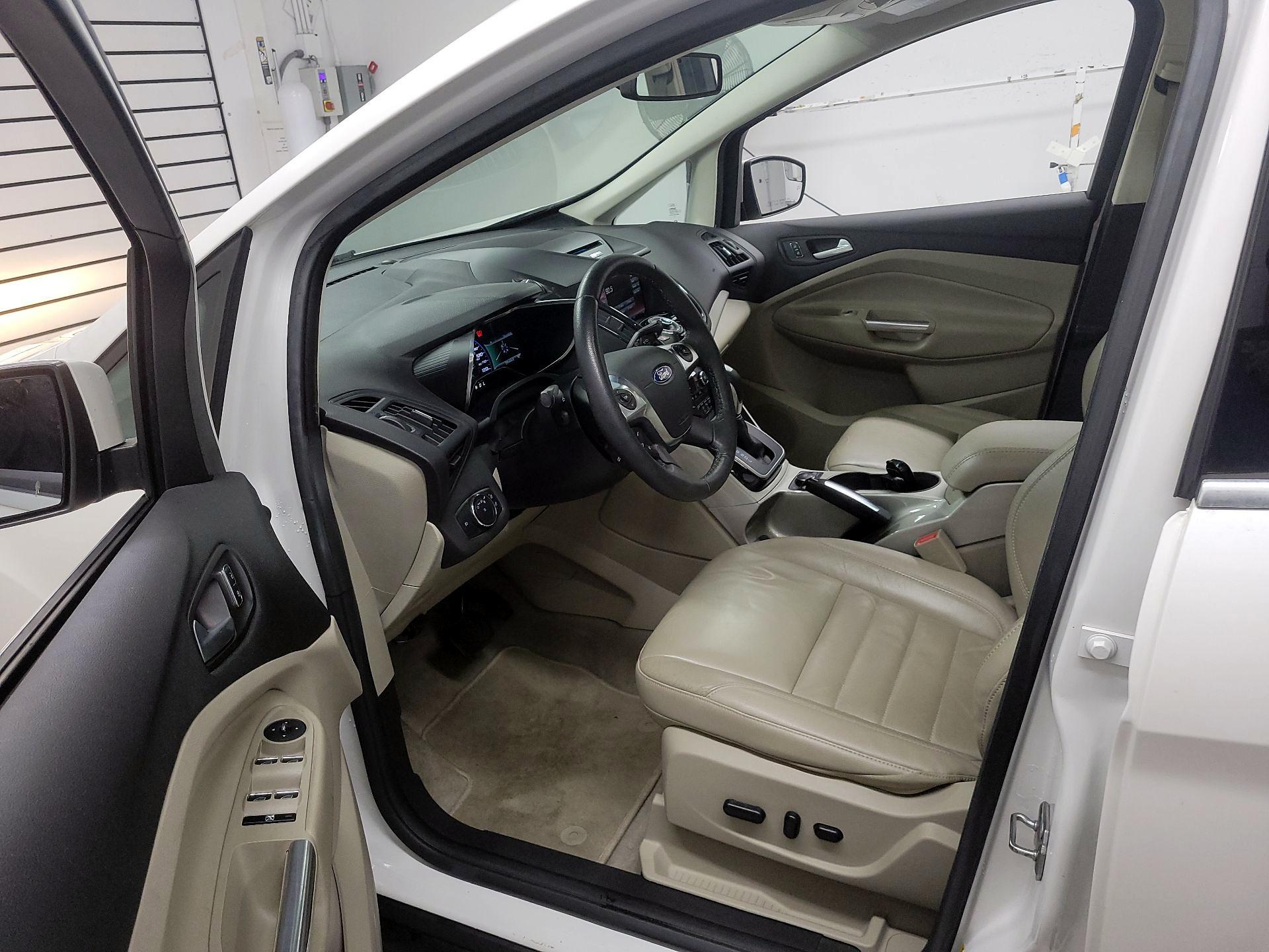 Thumbnail: 2015 Ford C-Max - 11