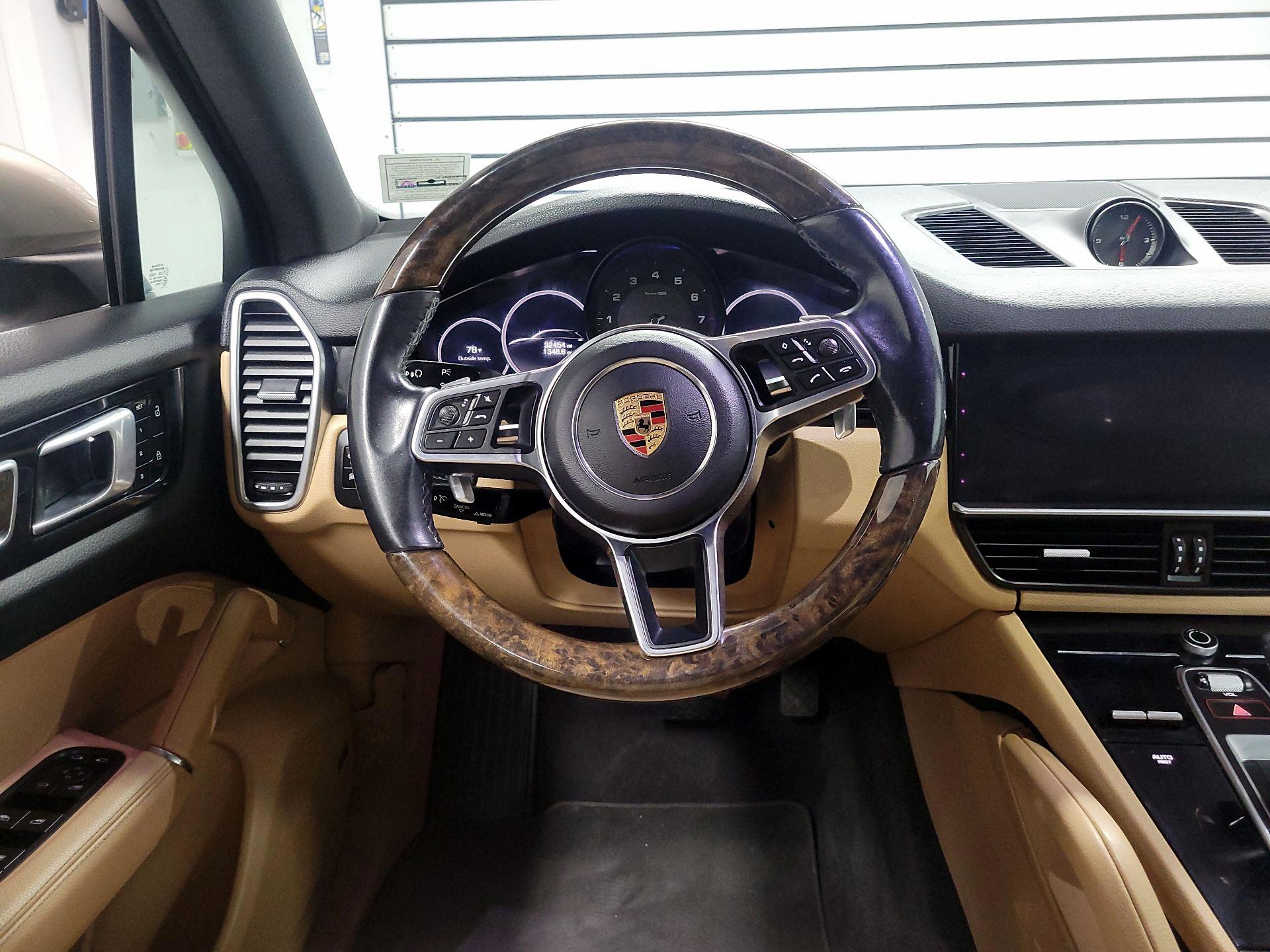 Thumbnail: 2019 Porsche Cayenne - 10