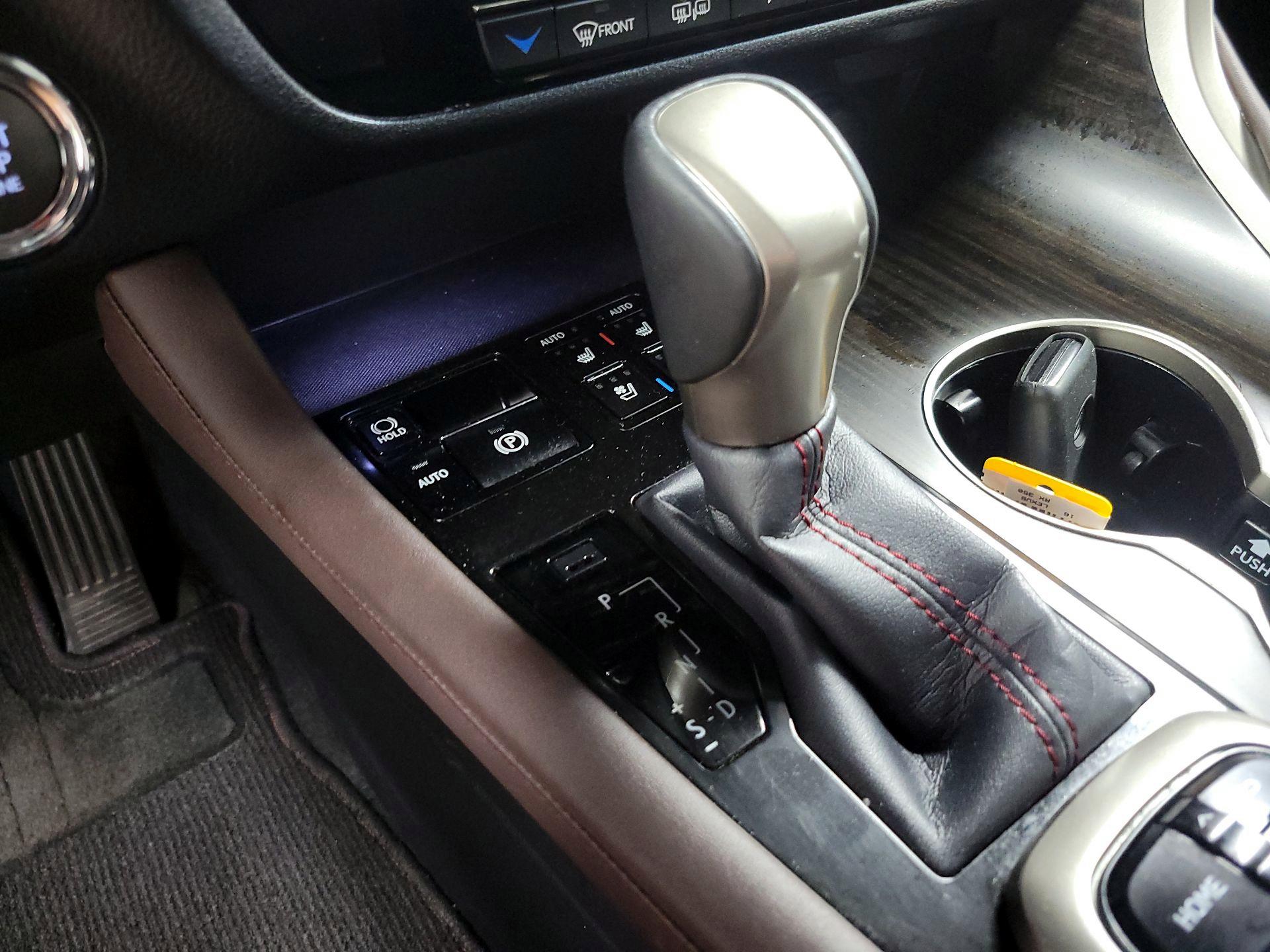 Thumbnail: 2016 Lexus RX - 17