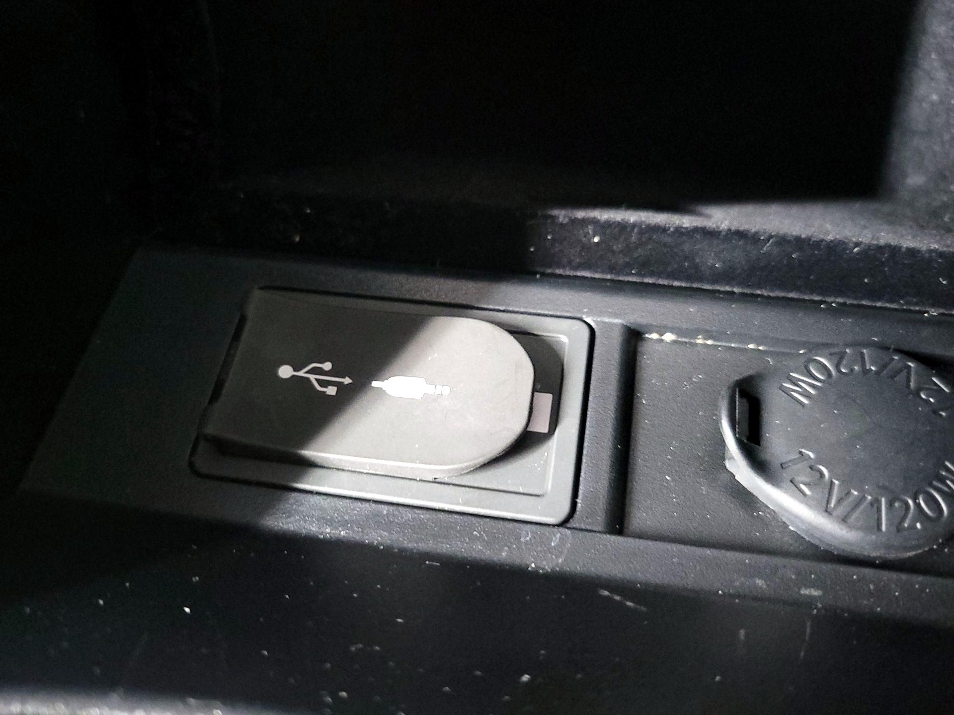 Thumbnail: 2016 Lexus RX - 18