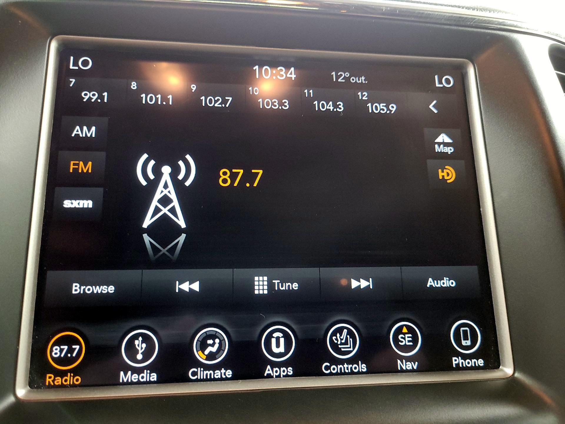 Thumbnail: 2018 Jeep Grand Cherokee - 16