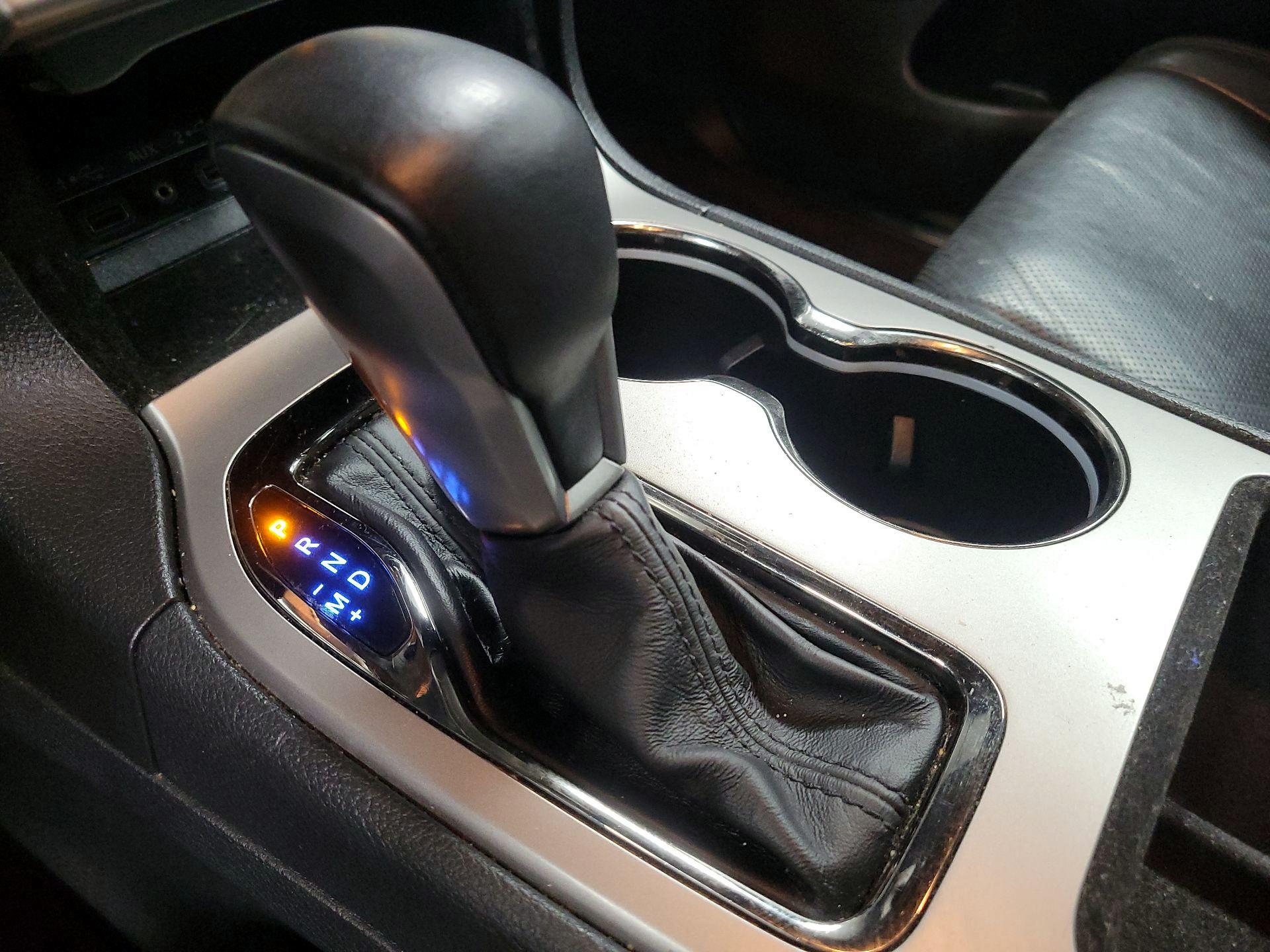 Thumbnail: 2018 Jeep Grand Cherokee - 18