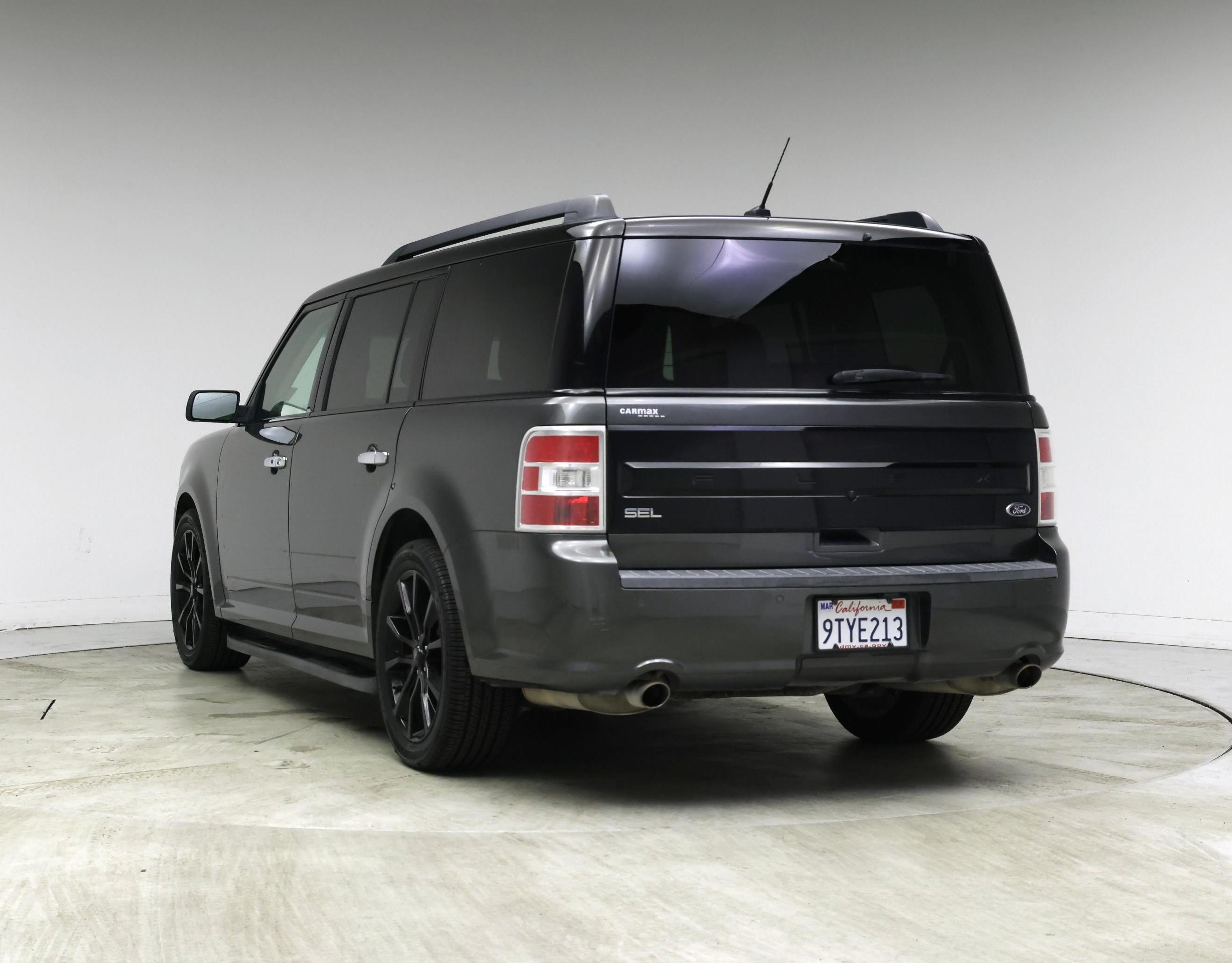 Thumbnail: 2018 Ford Flex - 2