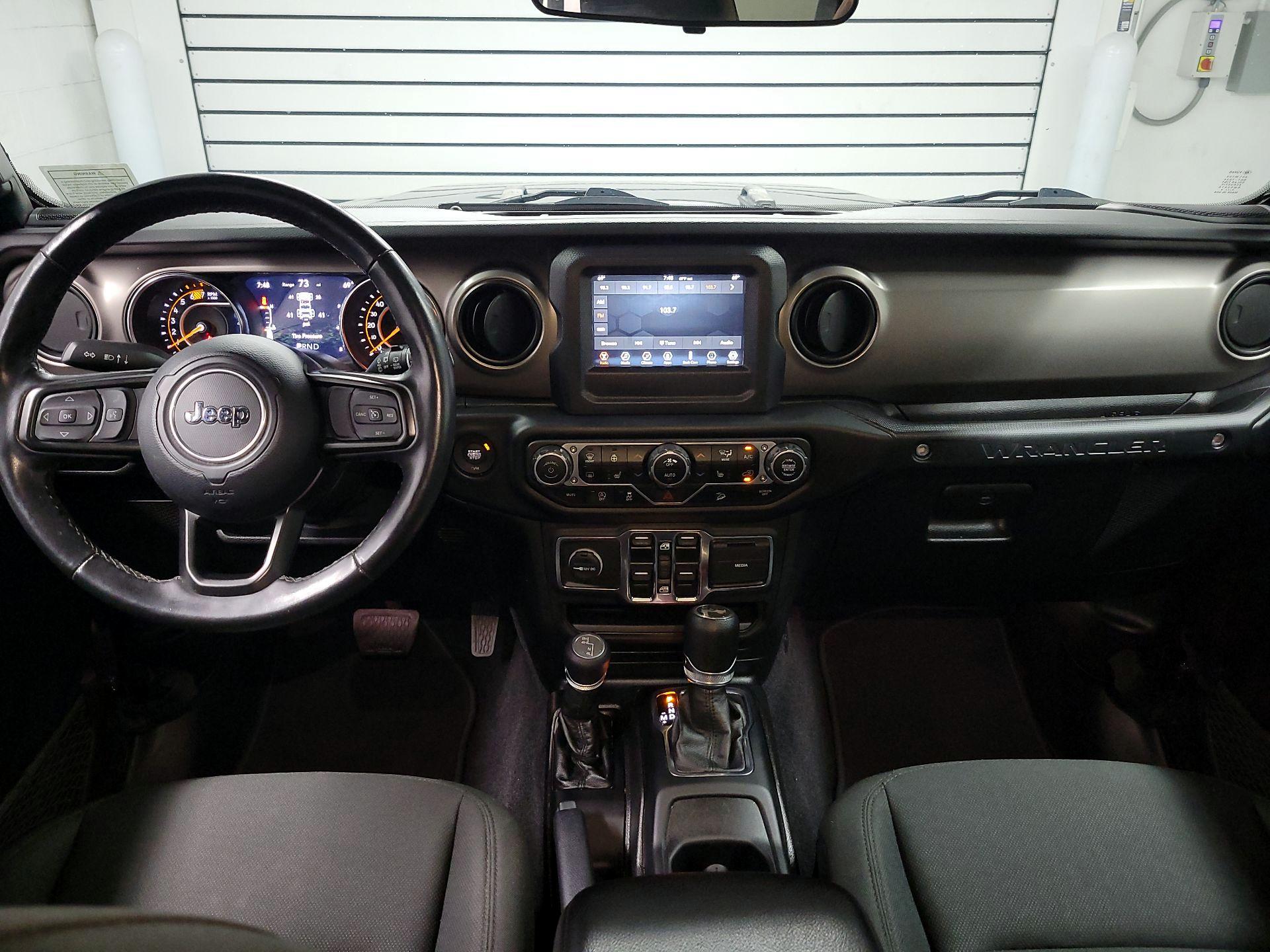 Thumbnail: 2020 Jeep Wrangler - 9