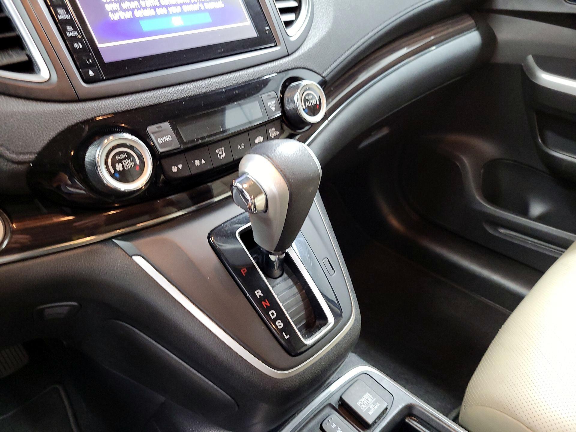 Thumbnail: 2016 Honda CR-V - 17