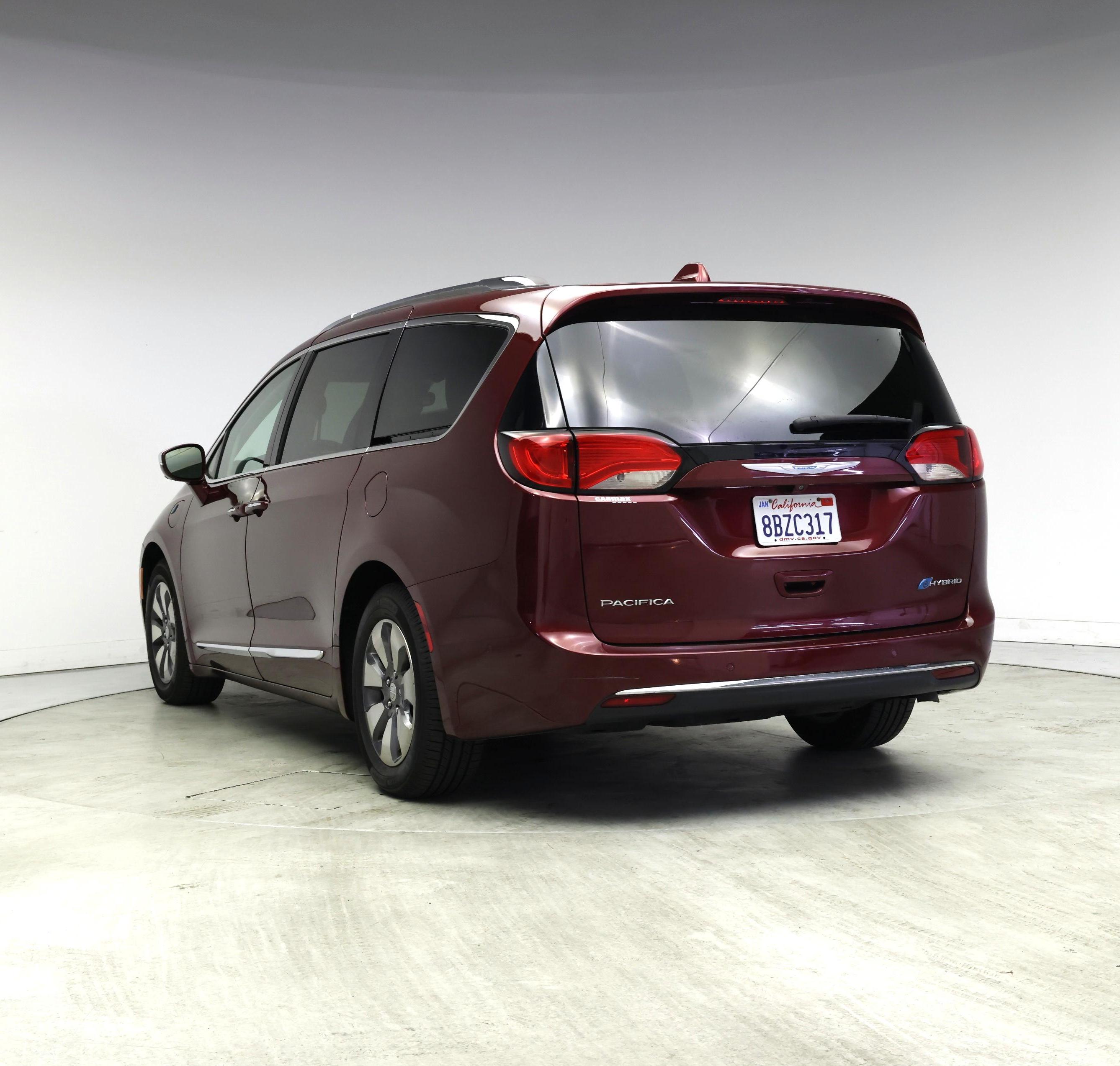 Thumbnail: 2018 Chrysler Pacifica - 2