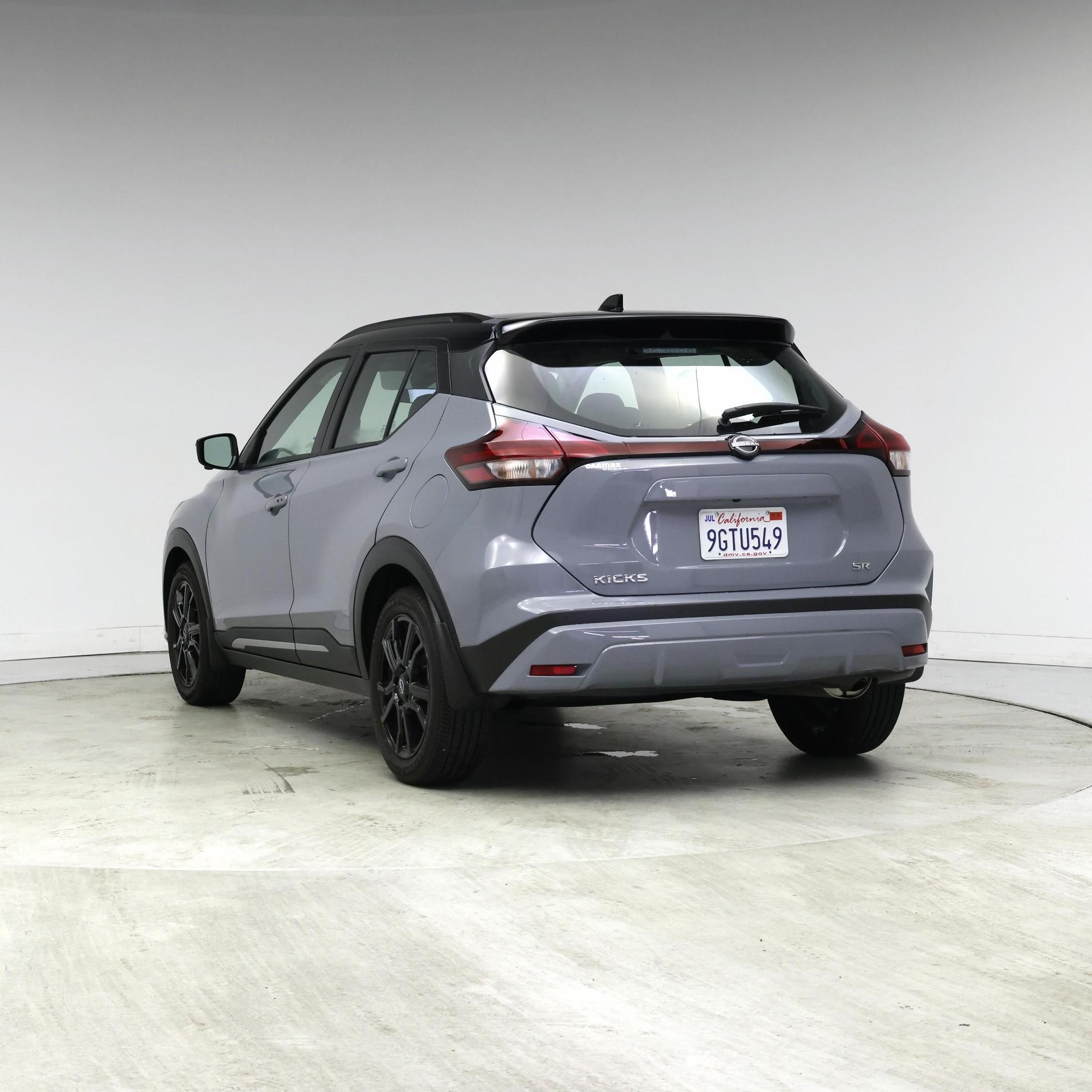 Thumbnail: 2023 Nissan Kicks - 2