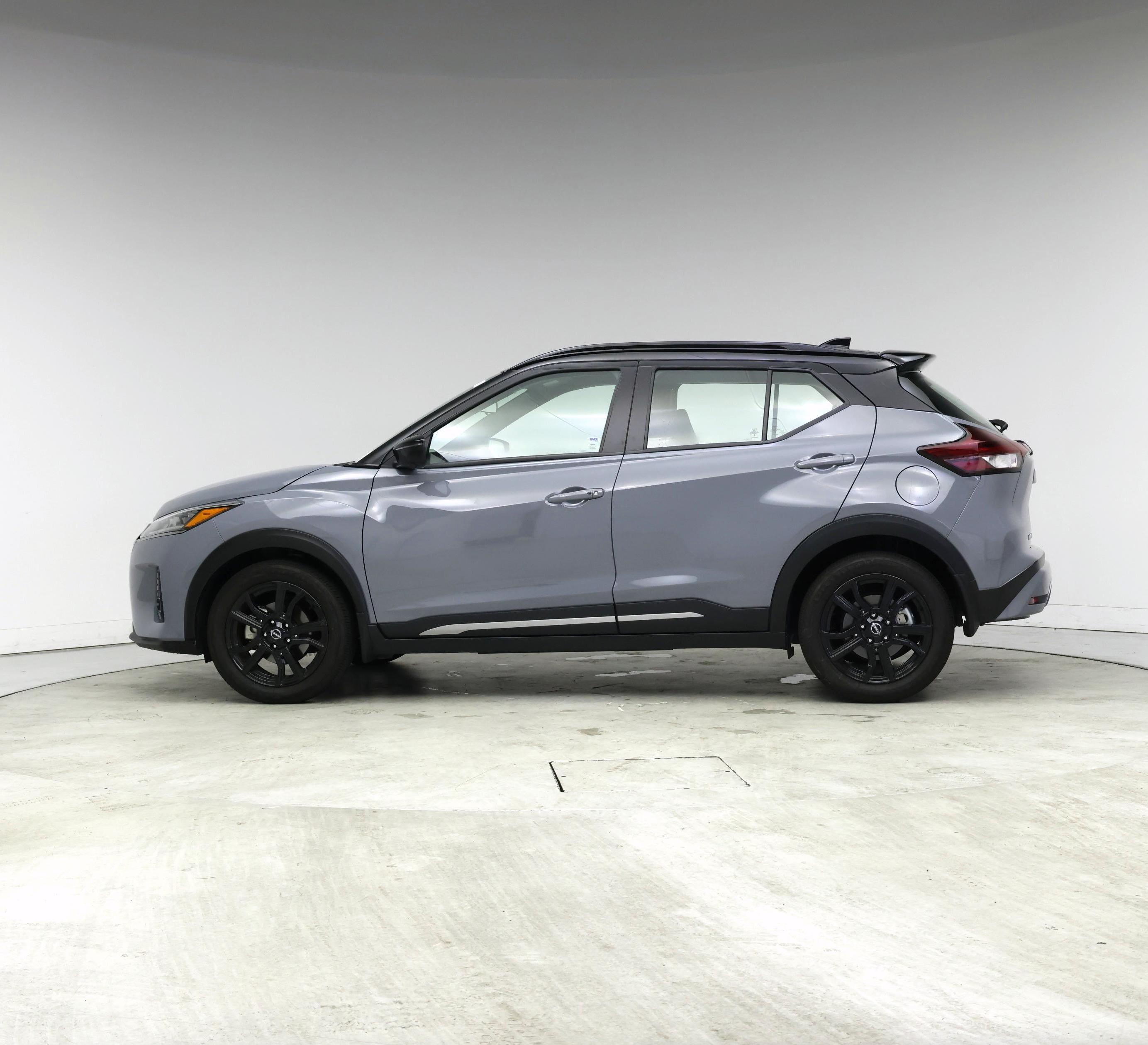Thumbnail: 2023 Nissan Kicks - 3