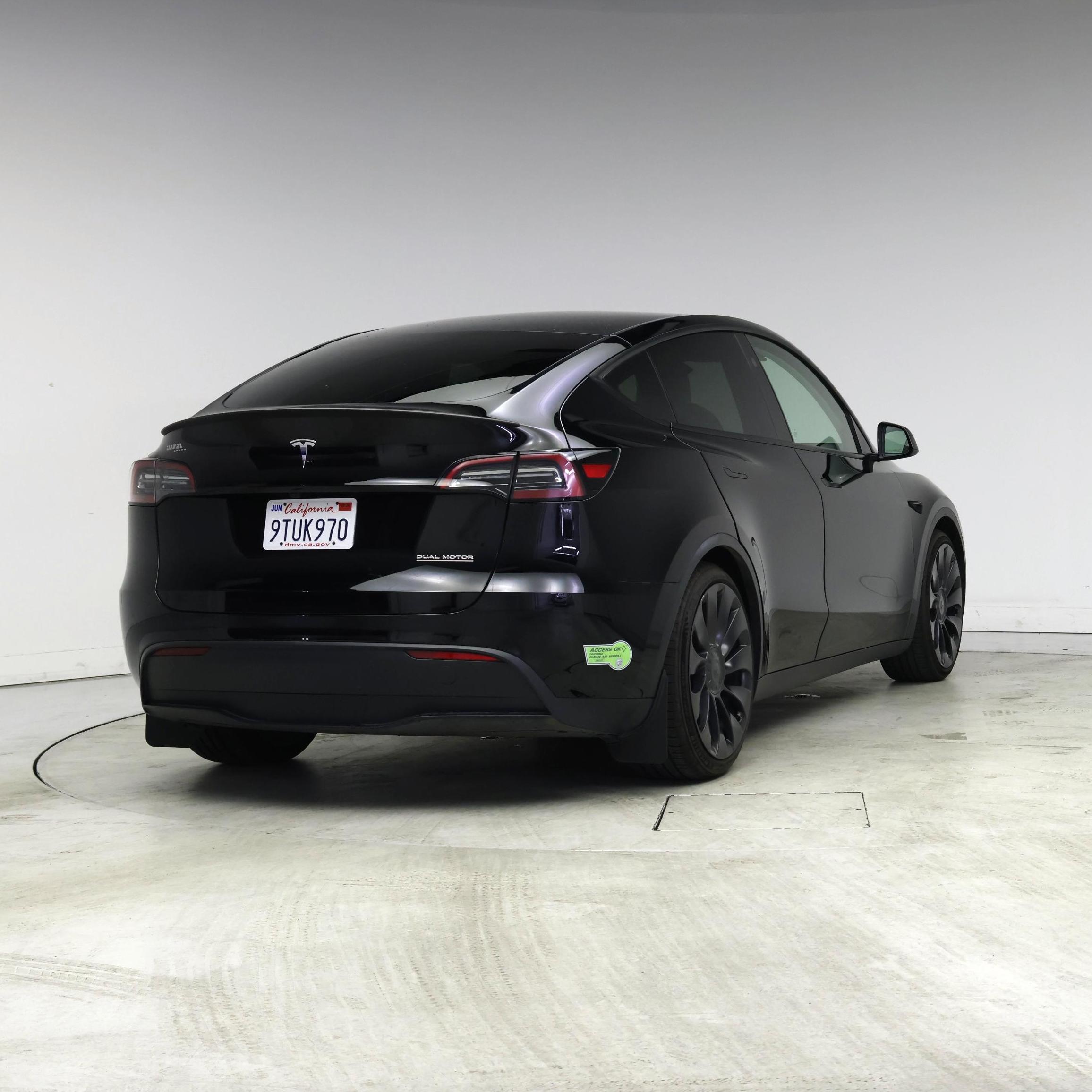Thumbnail: 2023 Tesla Model Y - 8