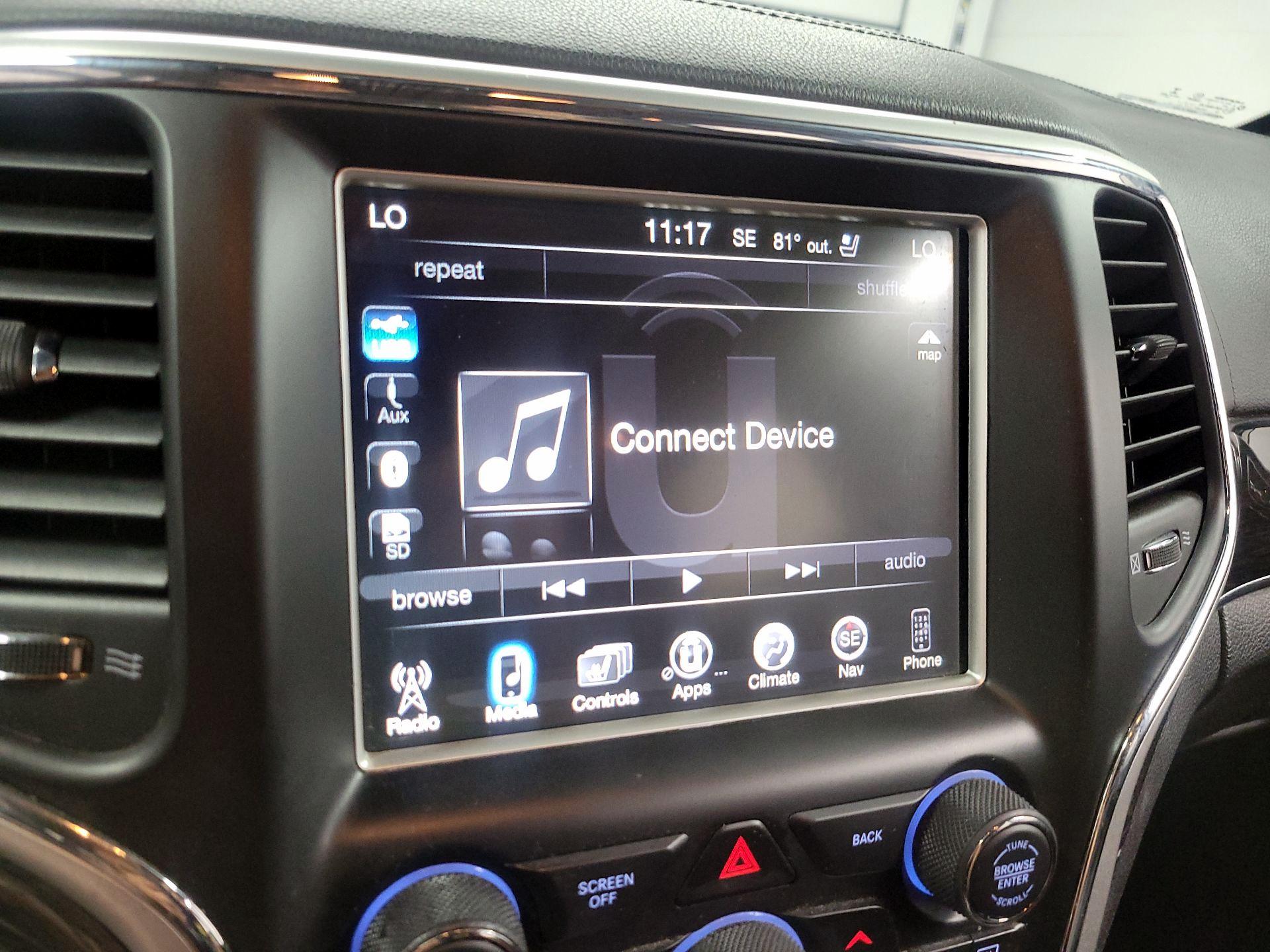 Thumbnail: 2015 Jeep Grand Cherokee - 15