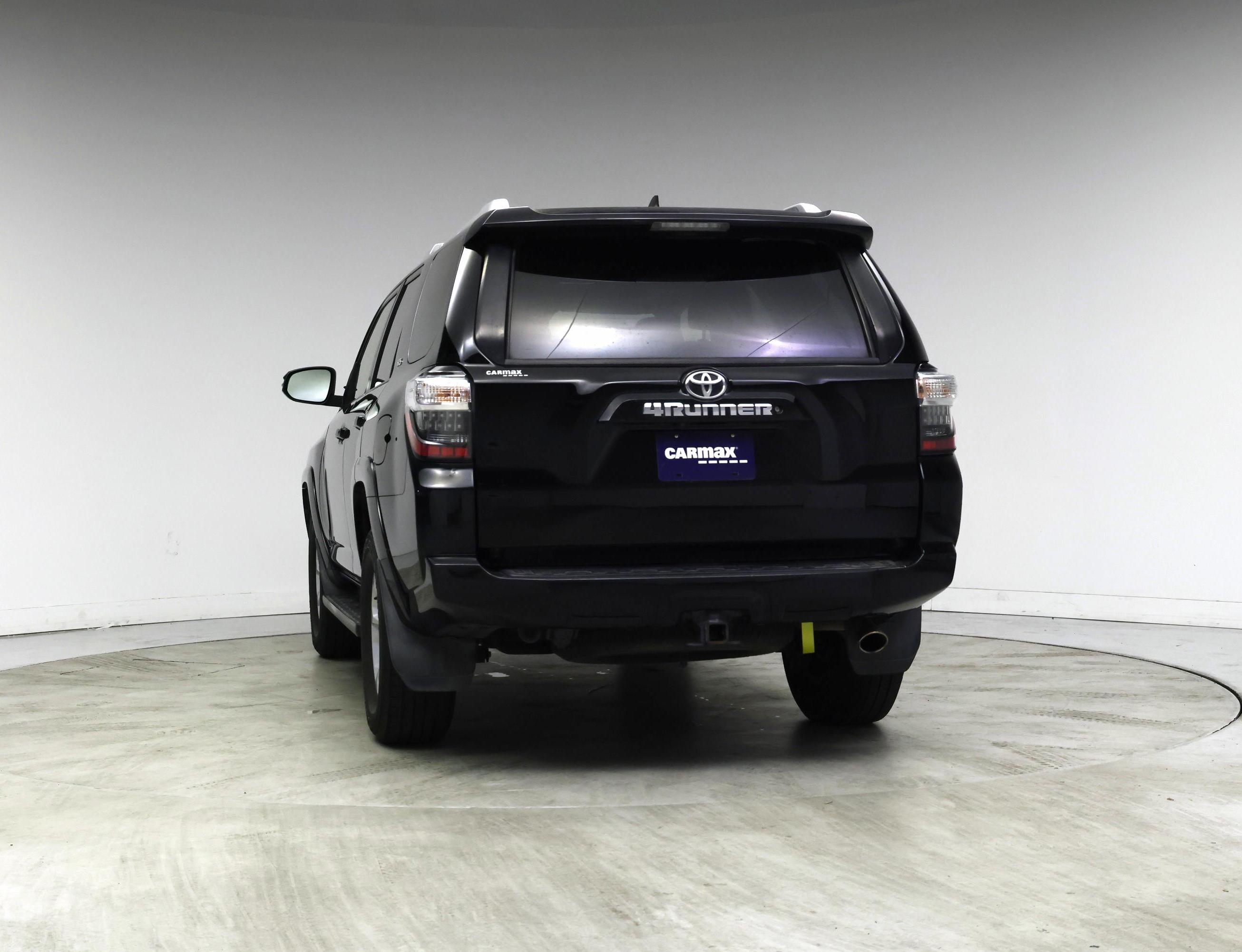 Thumbnail: 2018 Toyota 4Runner - 6