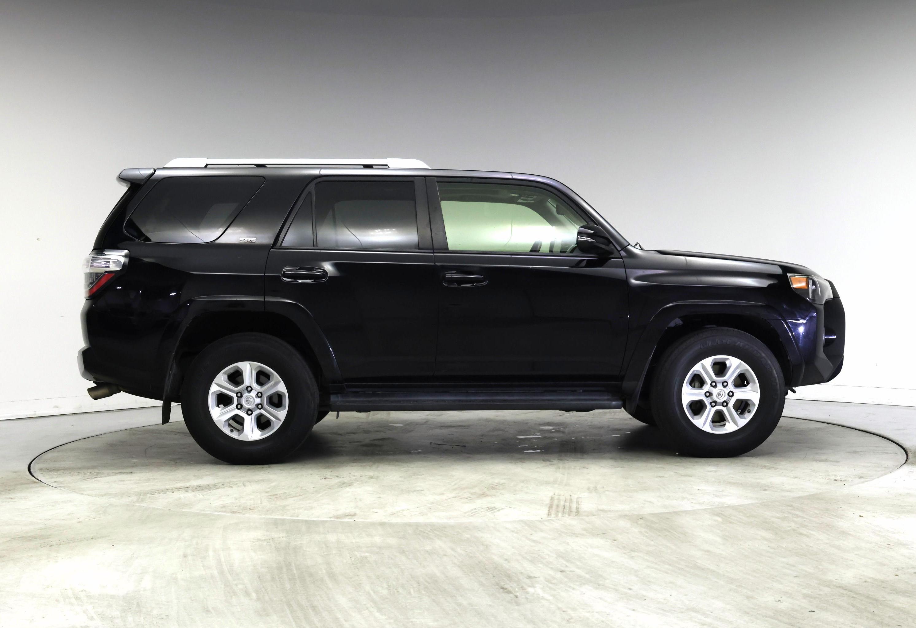 Thumbnail: 2018 Toyota 4Runner - 7