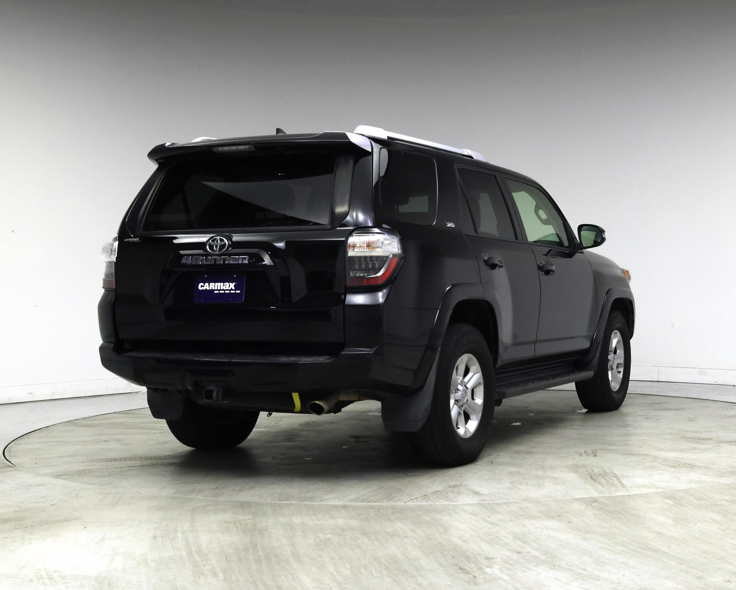 Thumbnail: 2018 Toyota 4Runner - 8