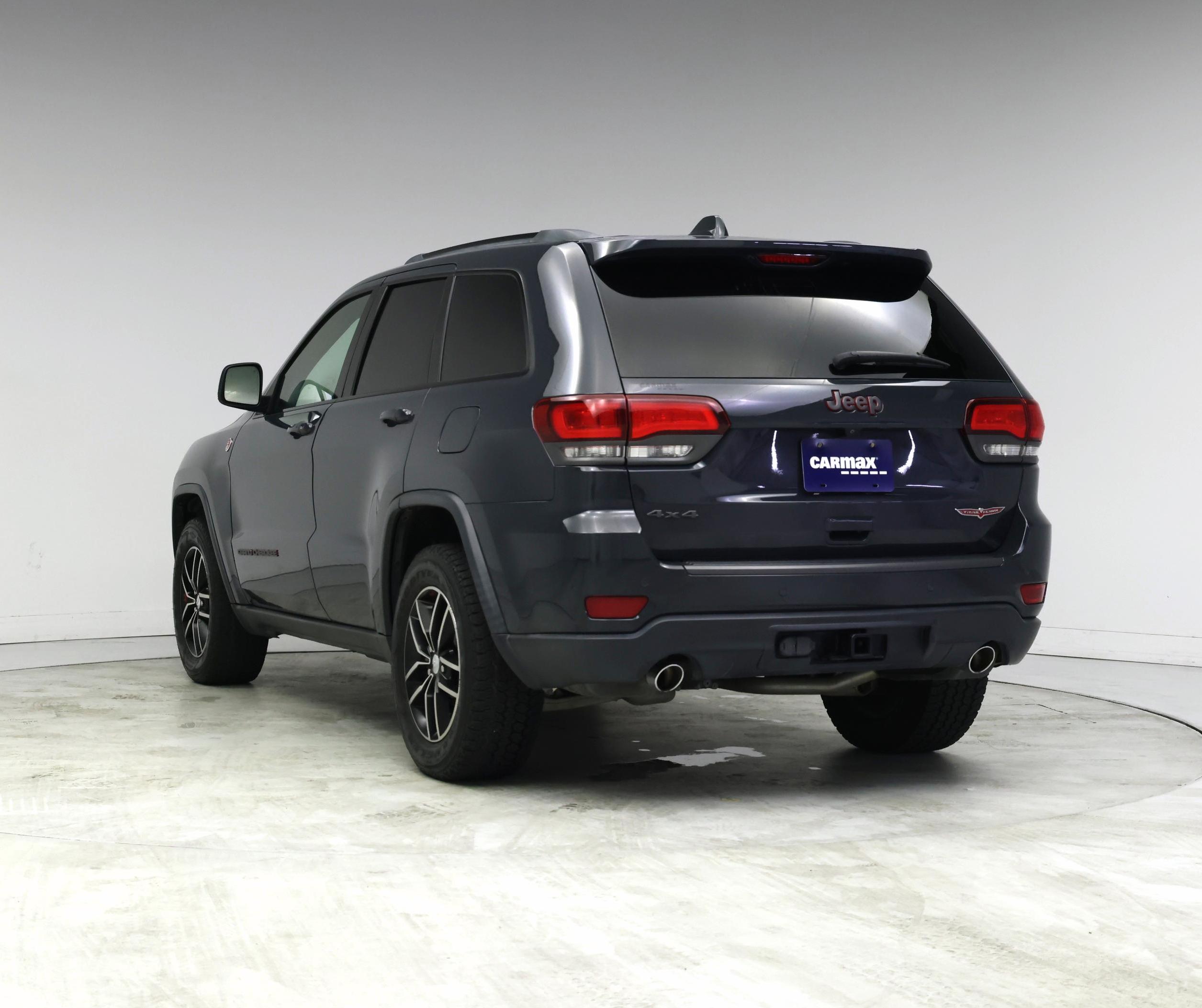 Thumbnail: 2018 Jeep Grand Cherokee - 2