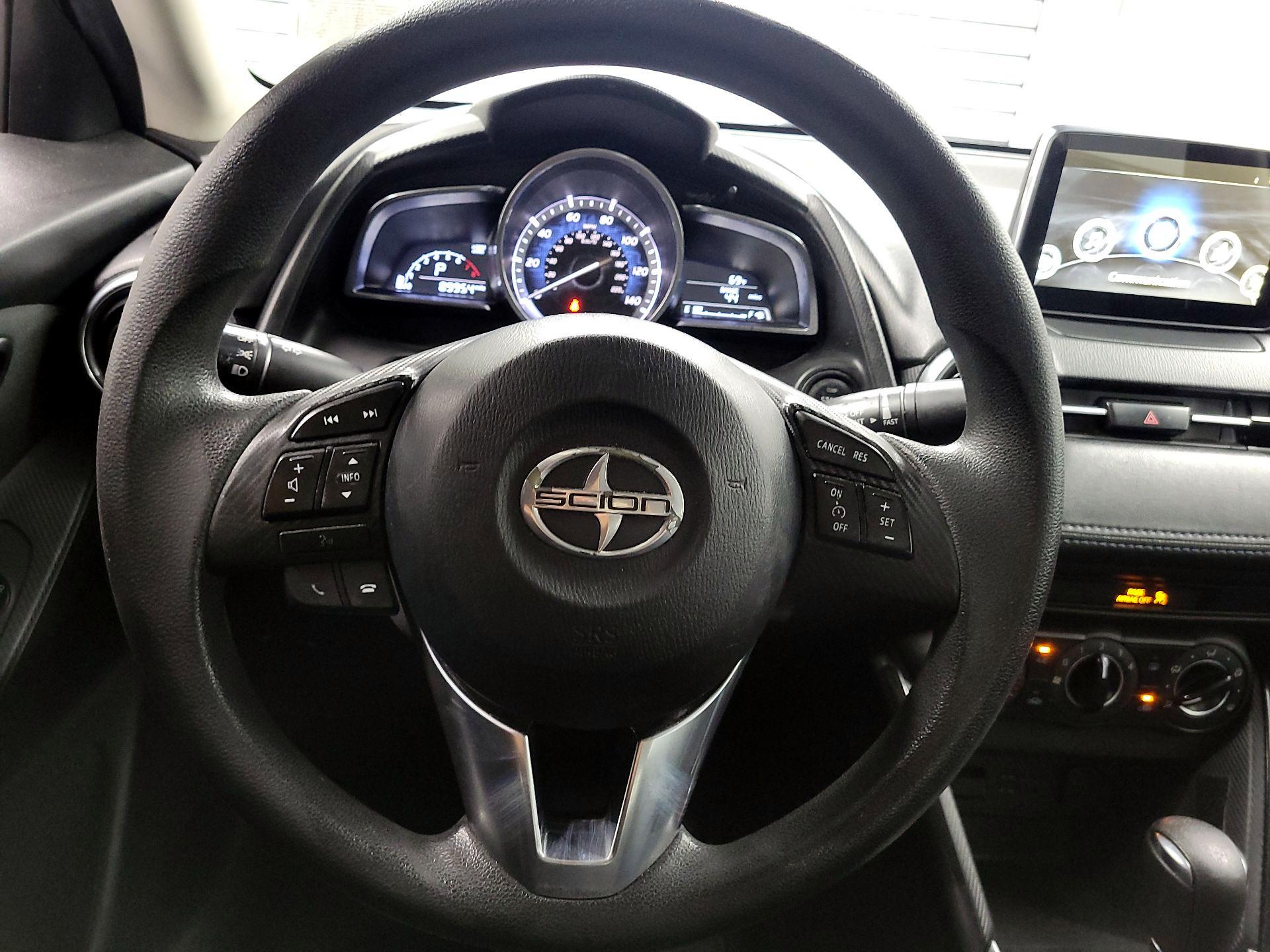 Thumbnail: 2016 Scion iA - 10