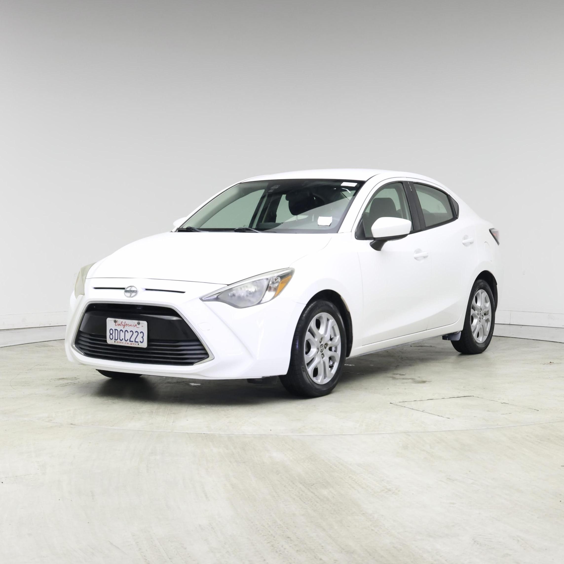 Thumbnail: 2016 Scion iA - 4