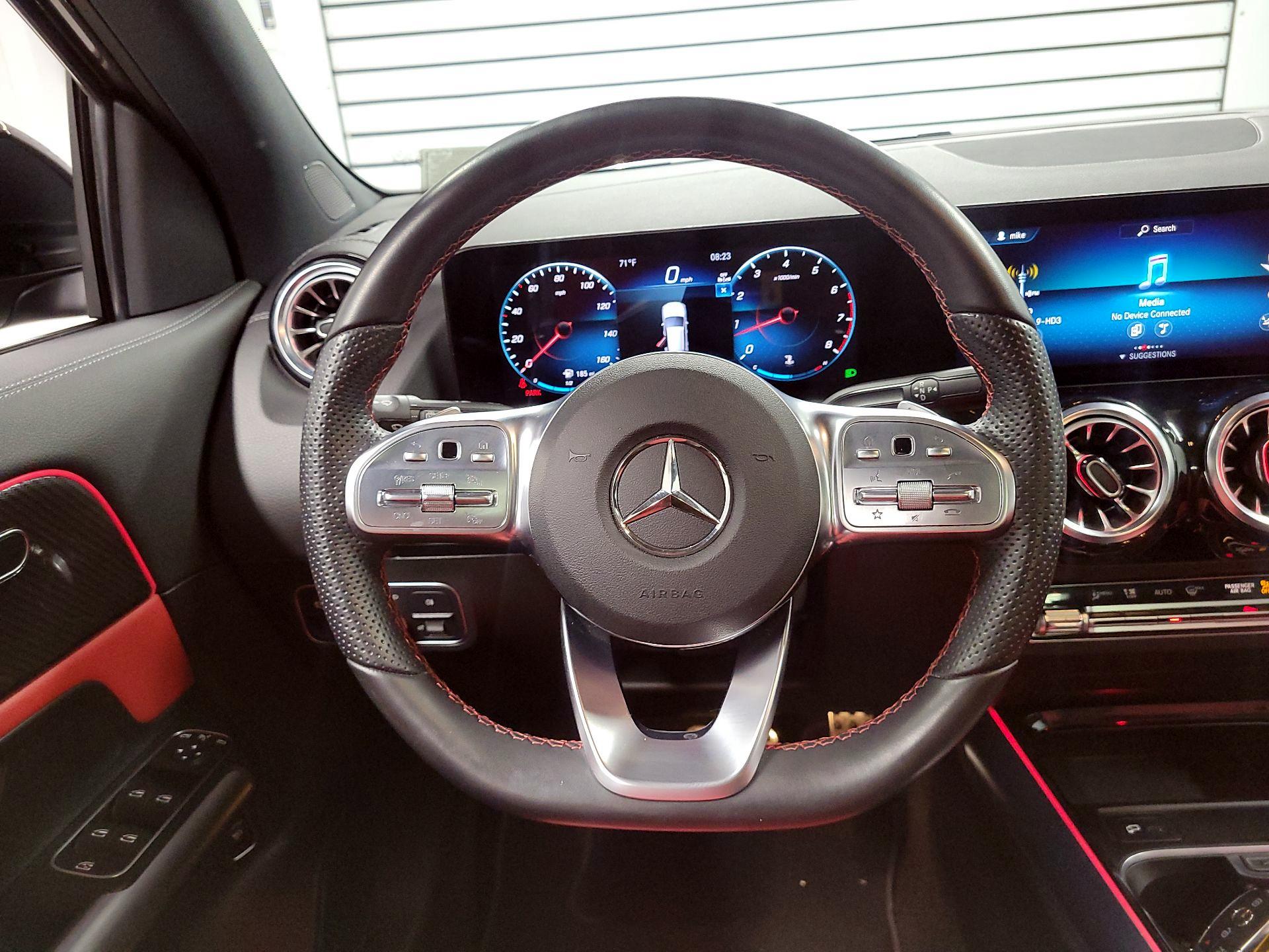 Thumbnail: 2023 Mercedes-Benz GLA - 10