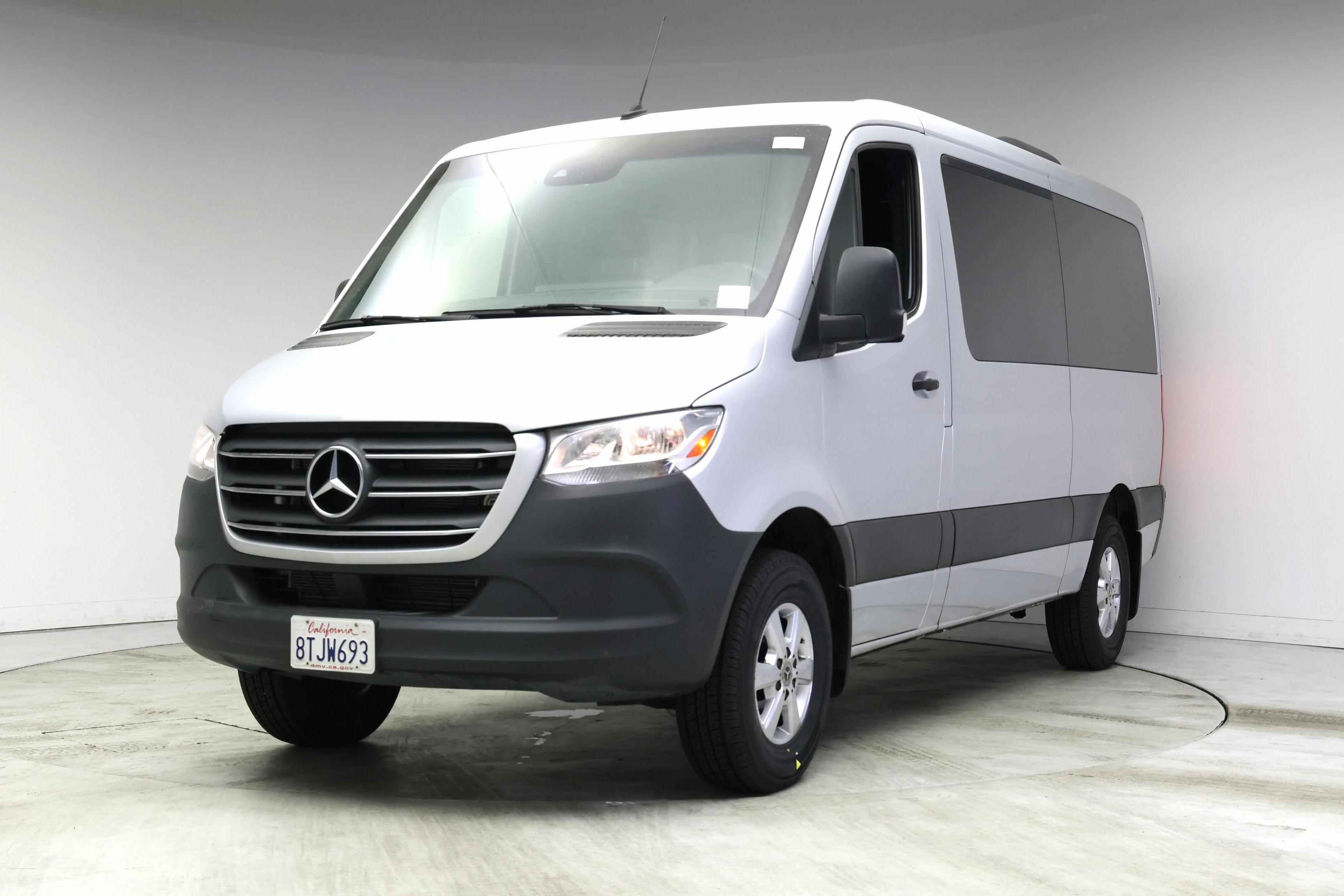 Thumbnail: 2020 Mercedes-Benz Sprinter - 4