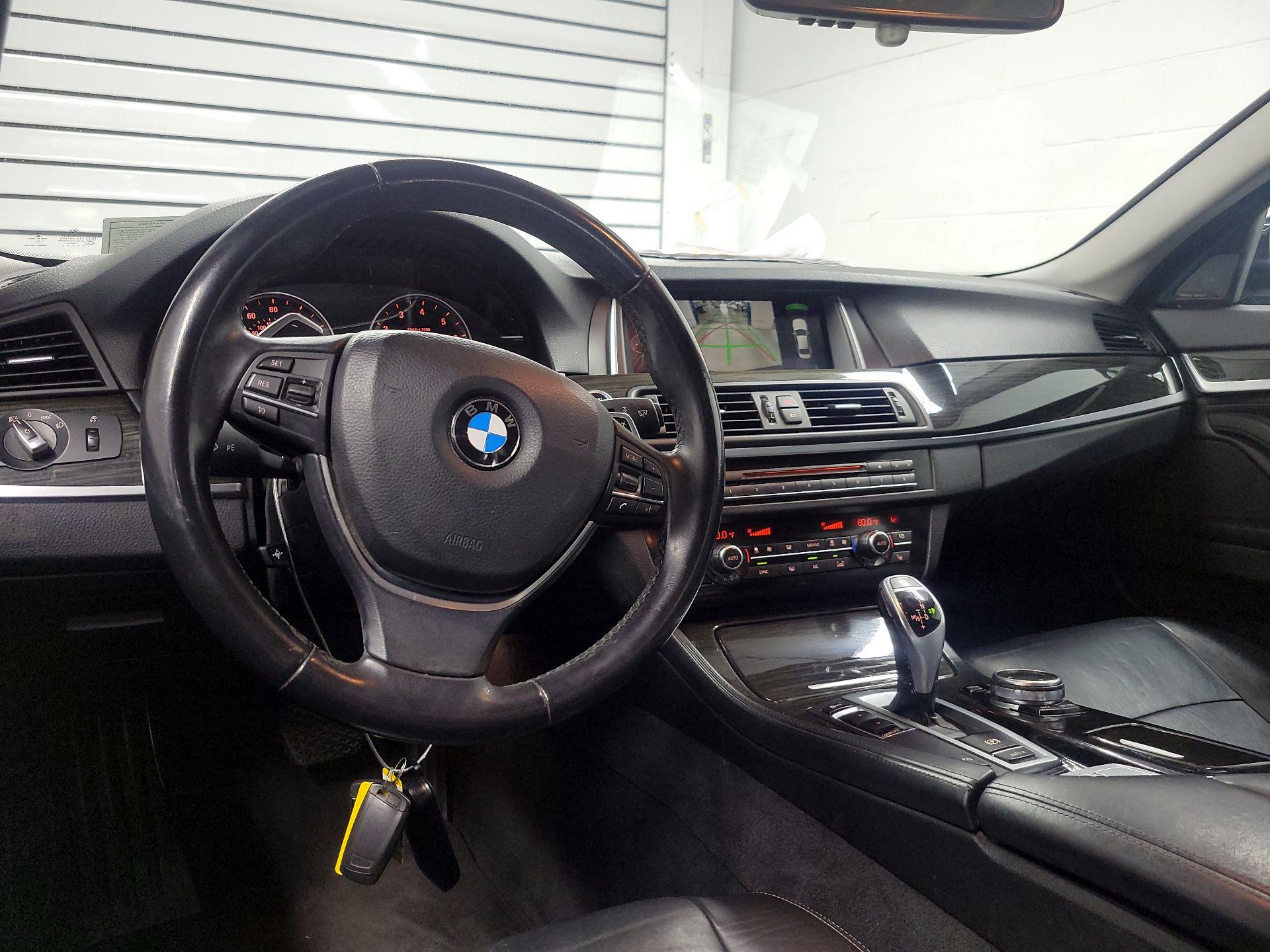 Thumbnail: 2016 BMW 5 Series - 9