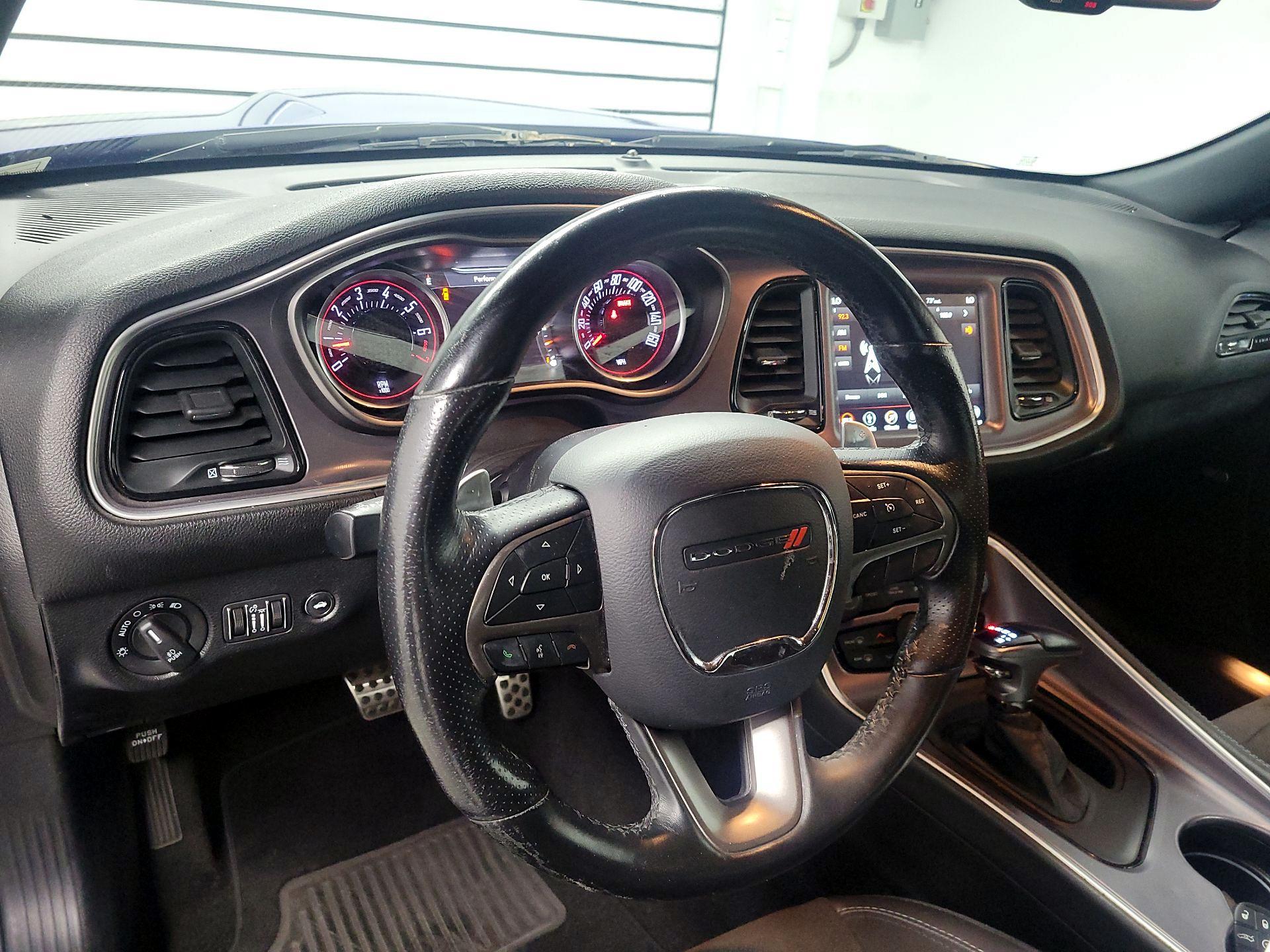 Thumbnail: 2019 Dodge Challenger - 9