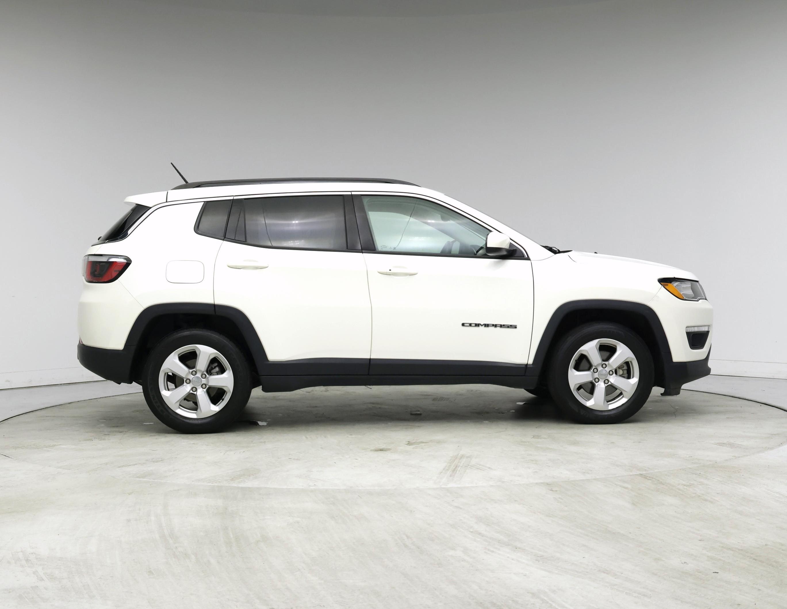 Thumbnail: 2018 Jeep Compass - 7