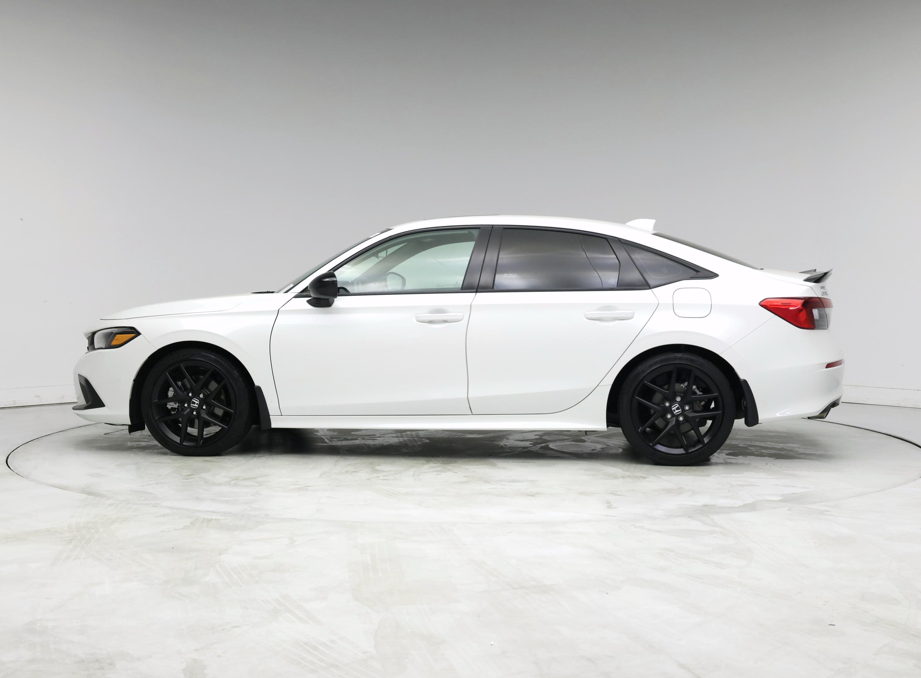 Thumbnail: 2024 Honda Civic - 3
