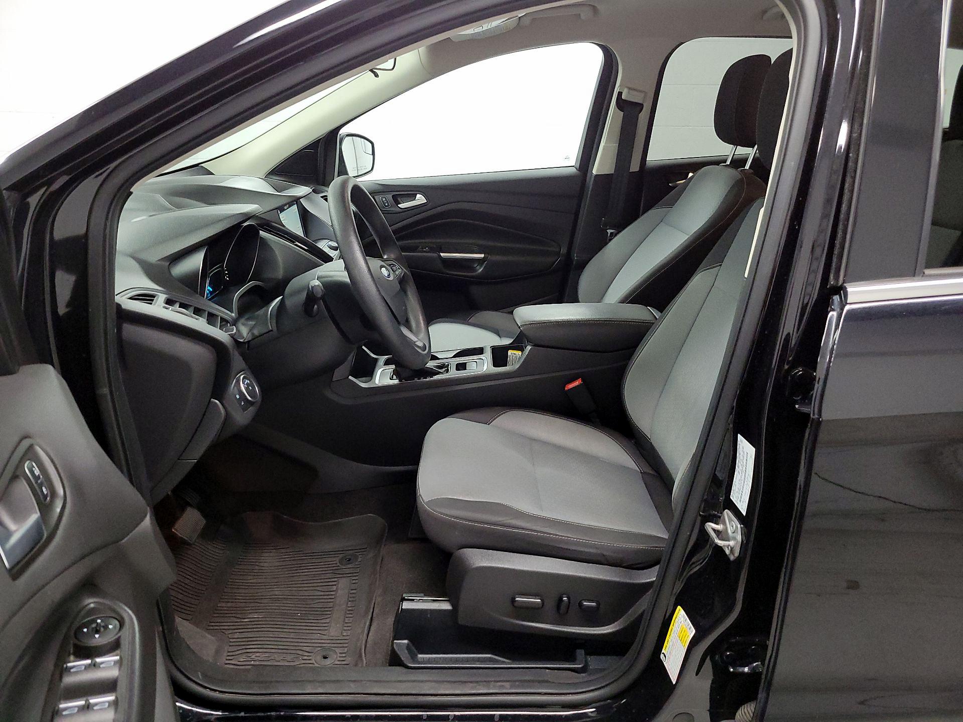 Thumbnail: 2019 Ford Escape - 11