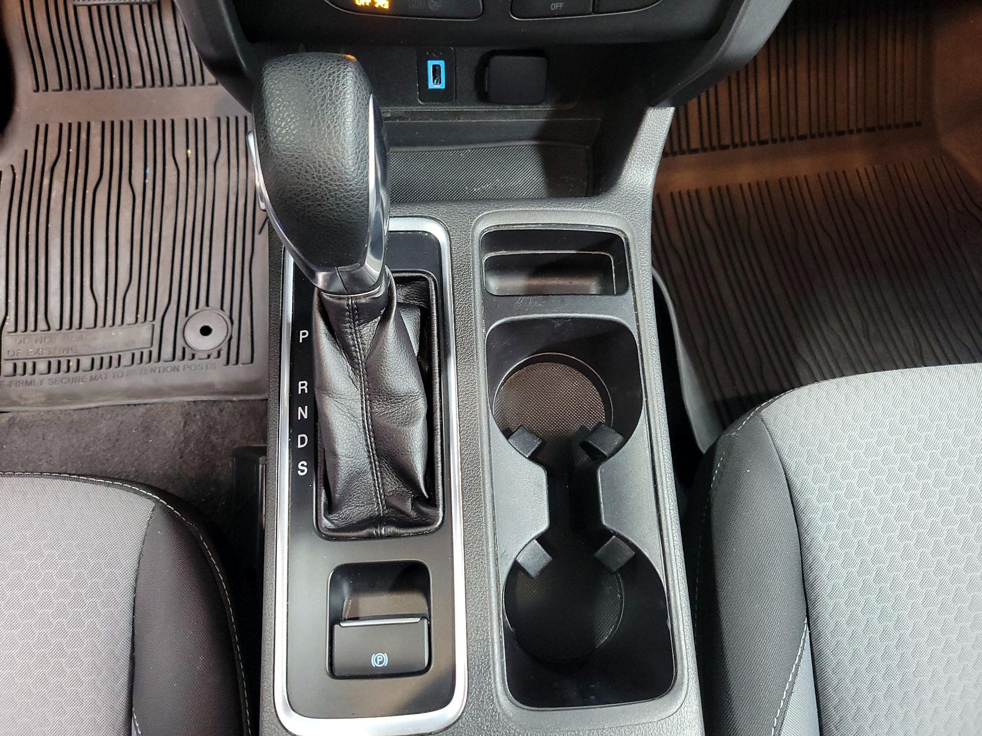 Thumbnail: 2019 Ford Escape - 17